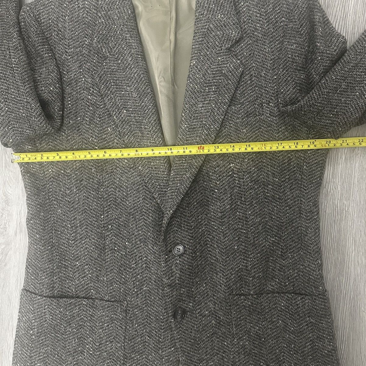 Daniel Hechter × Designer × Vintage Vintage Daniel Hechter 100% Wool Gray Tweed Herringbone Coat Size US S / EU 44-46 / 1 - 3 Thumbnail