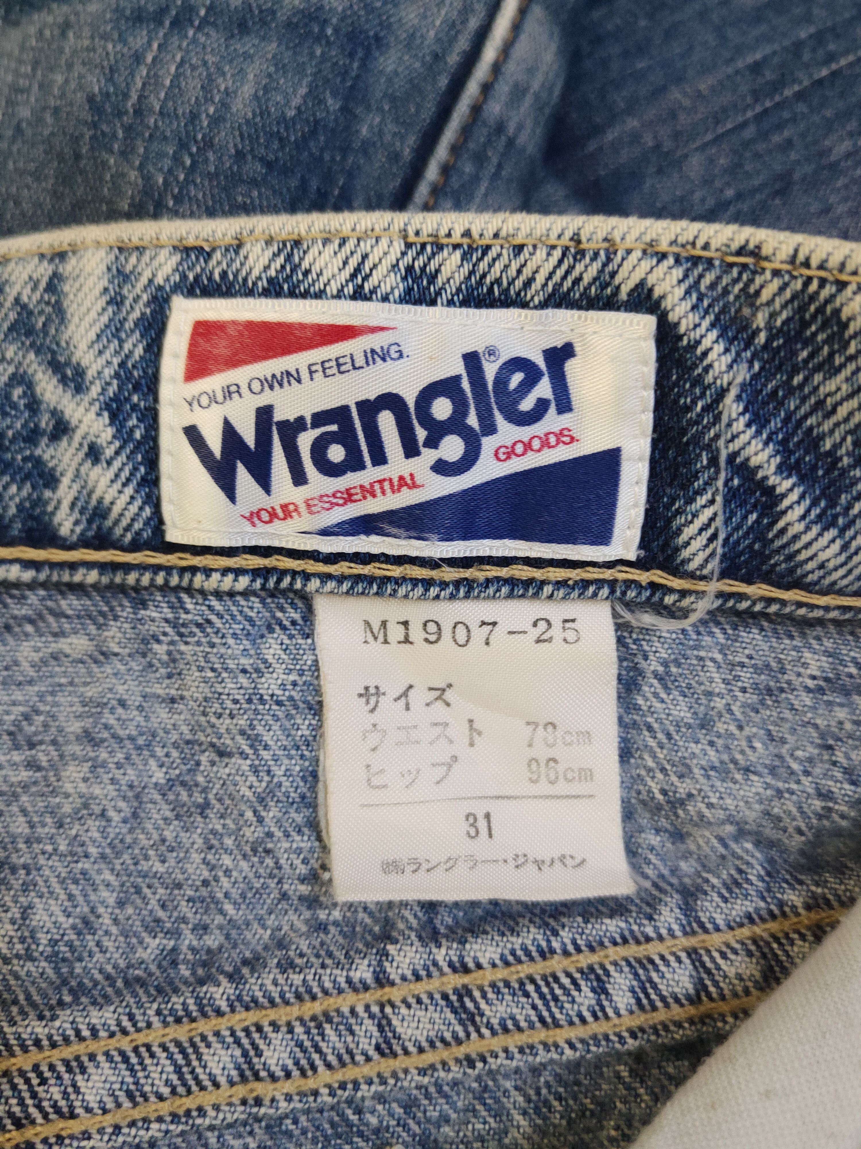 Wrangler DL Wrangler Vintage Blue Distressed Ripped Jeans #46-628 Size US 29 - 16 Thumbnail