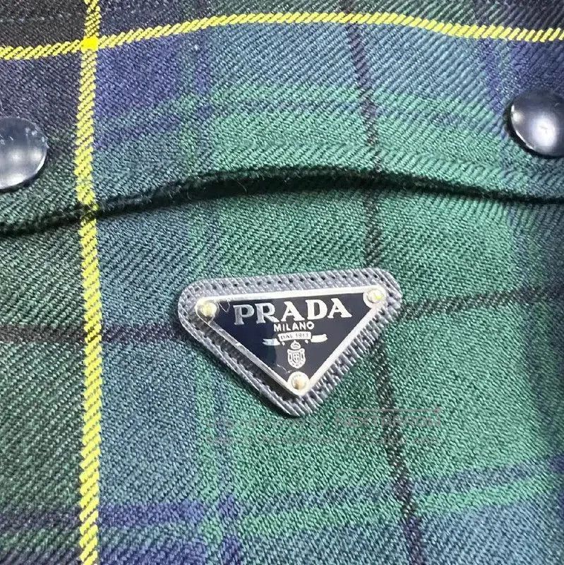 Other Prada Green Plaid Overshirt for Men. Size US XL / EU 56 / 4 - 5 Thumbnail