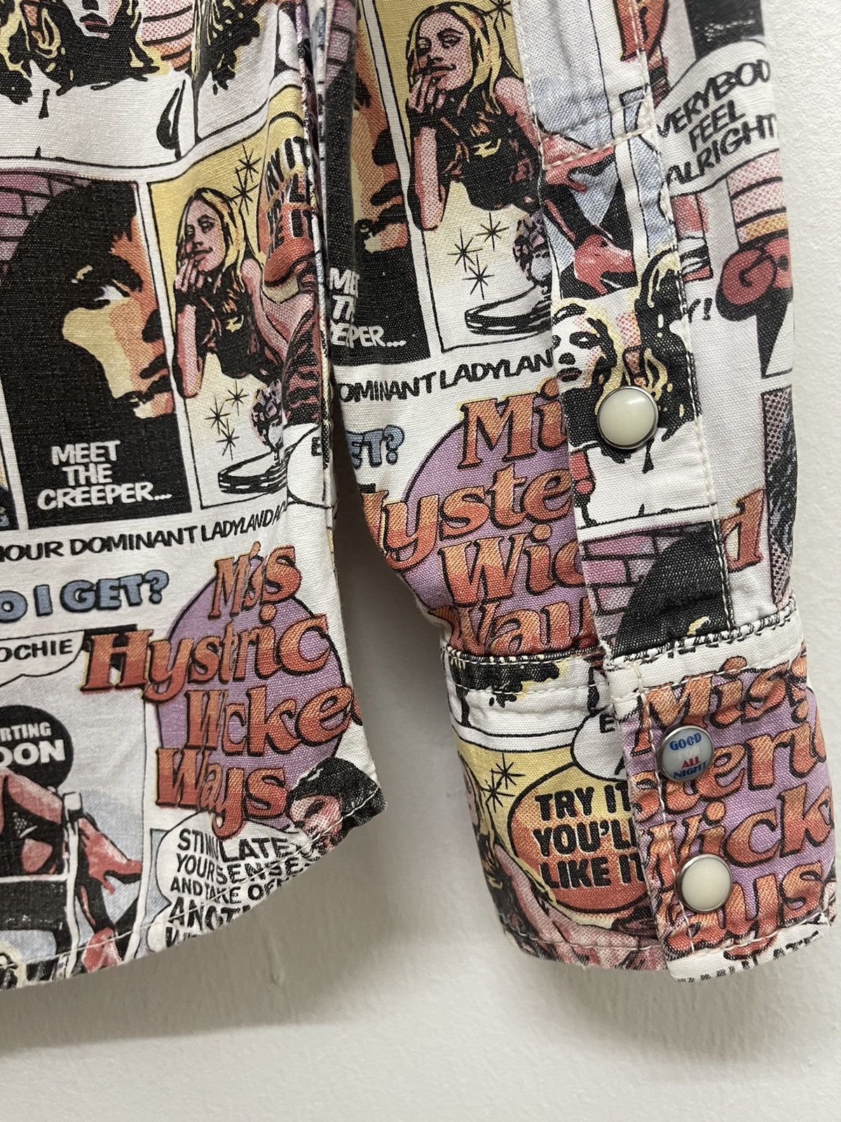 Hysteric Glamour Vintage Hysteric Glamour All Over Printe Graffiti Shitt Size US S / EU 44-46 / 1 - 5 Thumbnail