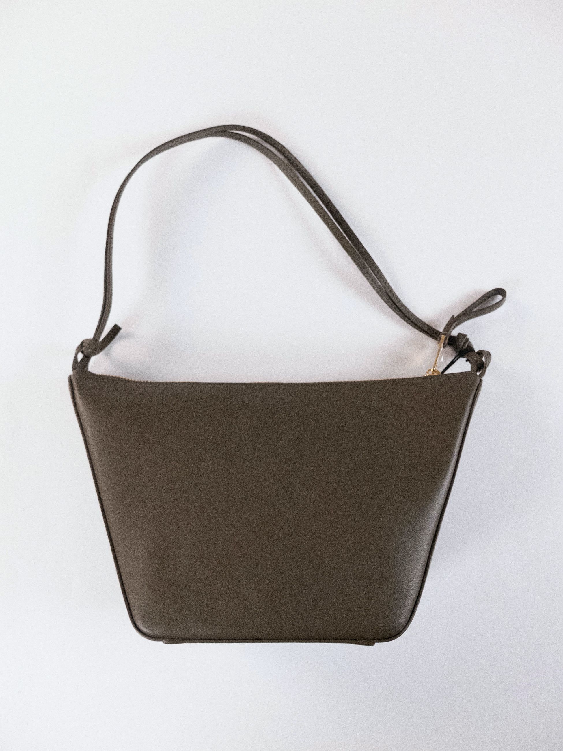 Loewe LOEWE Mini Hammock khaki green leather hobo shoulder bag Size ONE SIZE - 5 Thumbnail