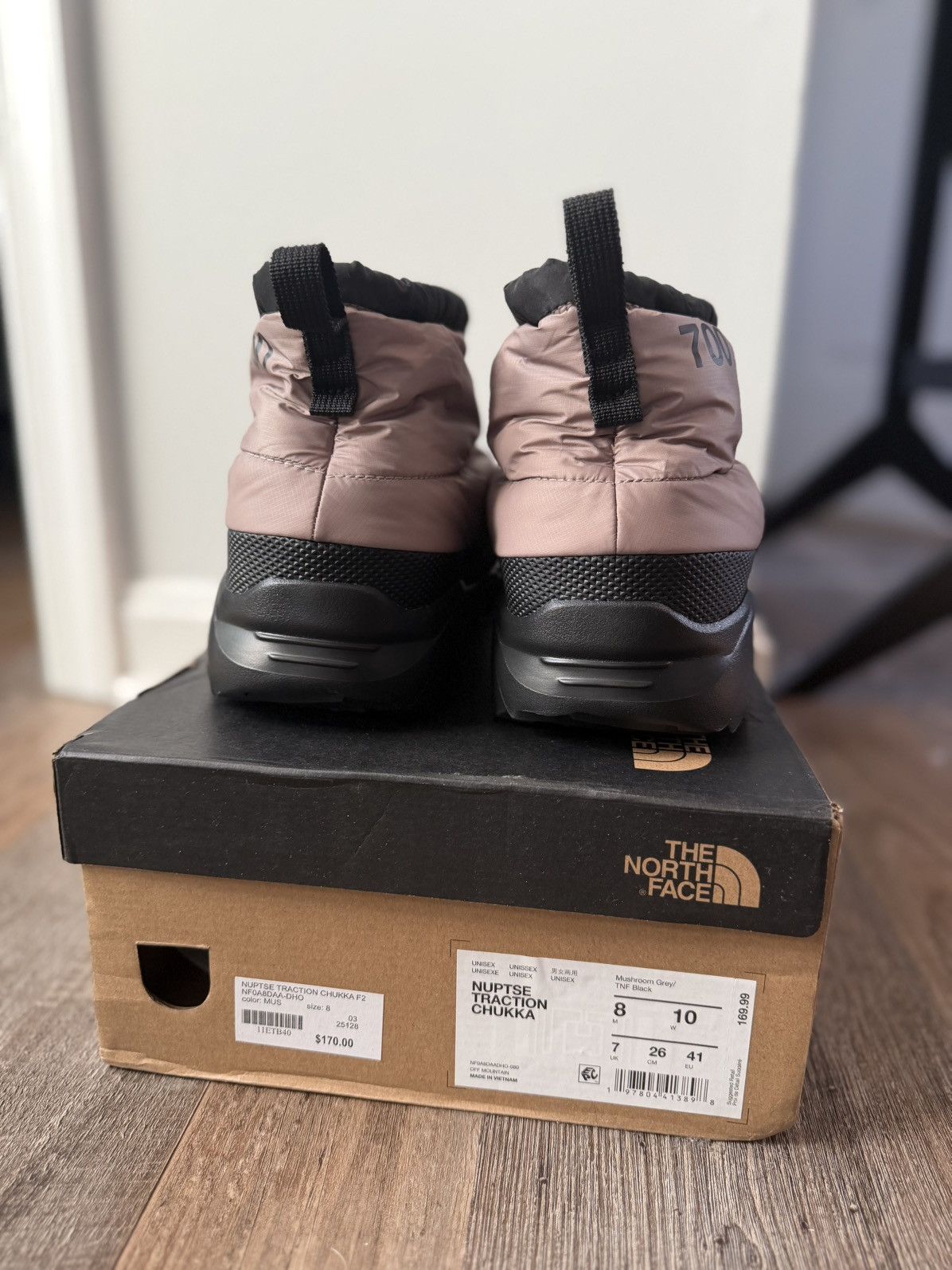 The North Face Nuptse Traction Chukka Size US 8 / EU 41 - 2 Thumbnail