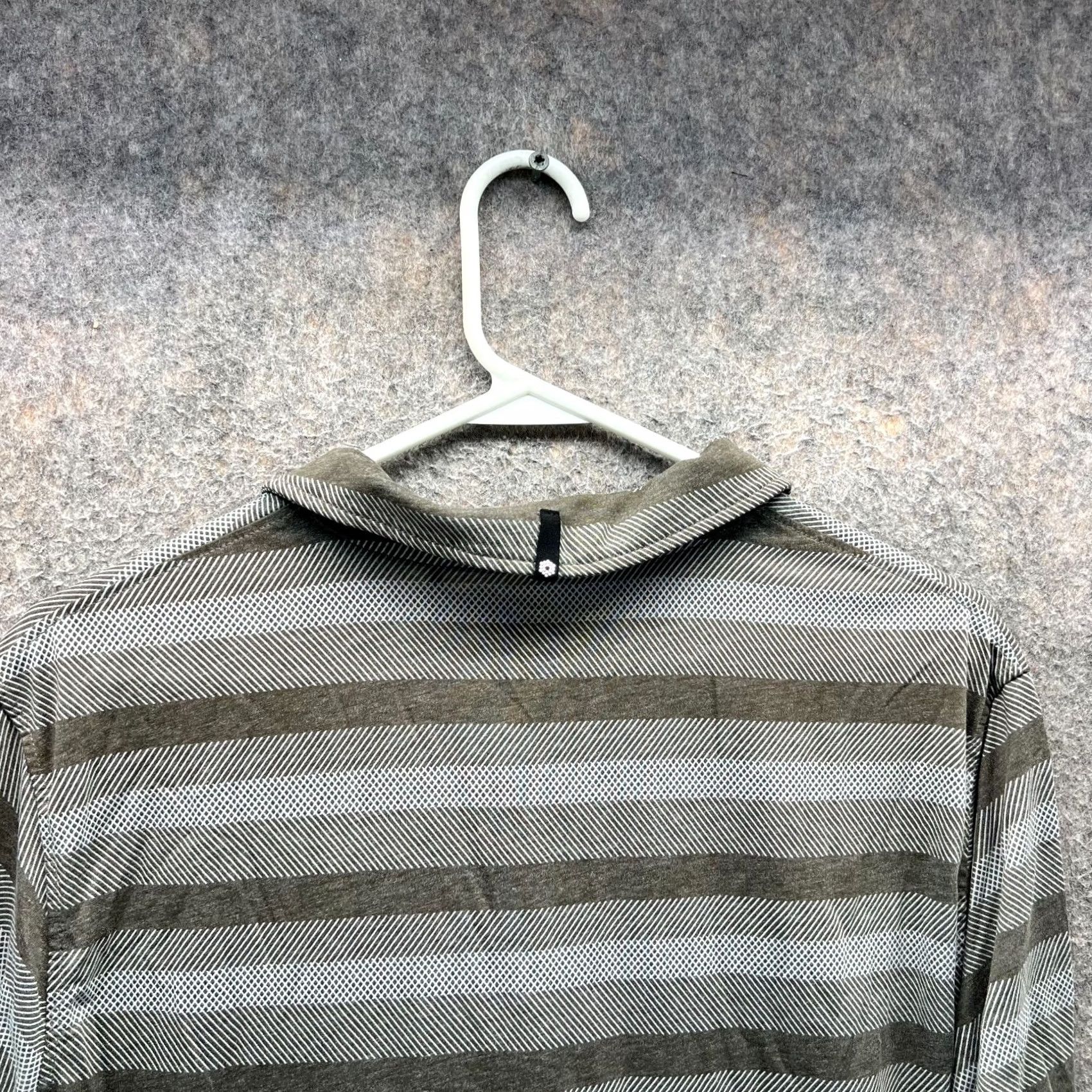Puma VINTAGE Puma Polo Shirt Mens Large Gray Stripes Golf Preppy Performance Stretch Shirt Size US L / EU 52-54 / 3 - 6 Thumbnail