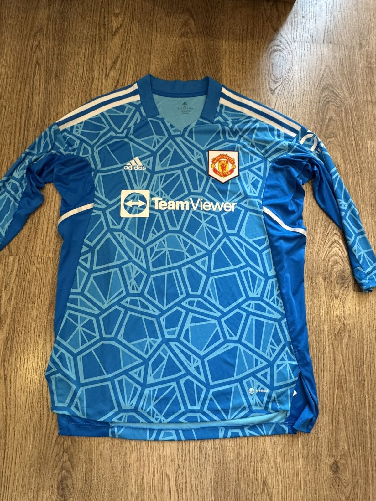 Adidas MANCHESTER UNITED 2022 2023 SHIRT JERSEY ADIDAS SIZE XL MEN Size US XL / EU 56 / 4 - 1 Thumbnail