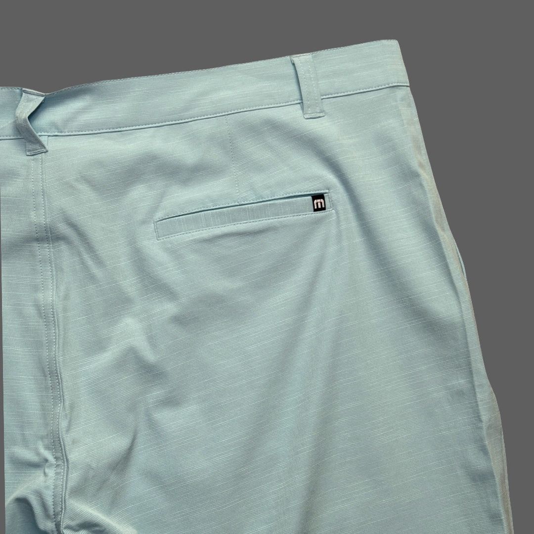 TravisMathew Travis Mathew SwitchBacks Short Blue Petit Four Size 42 NWT Size US 42 / EU 58 - 8 Thumbnail