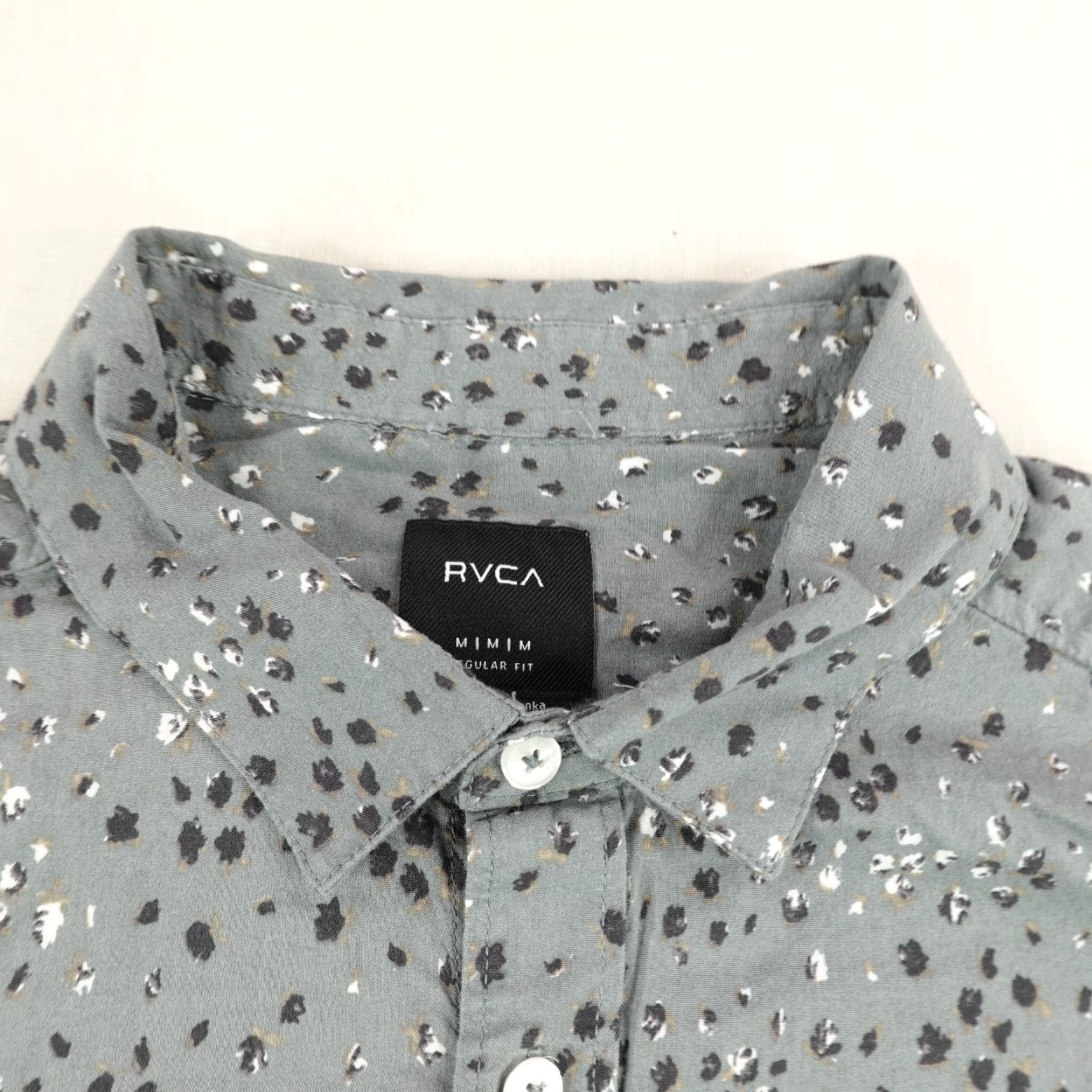 RVCA VINTAGE RVCA Button-Up Shirt Mens Medium Gray Floral Hawaiian Aloha Skater Surfer Outdoor Tropical Size US M / EU 48-50 / 2 - 2 Thumbnail