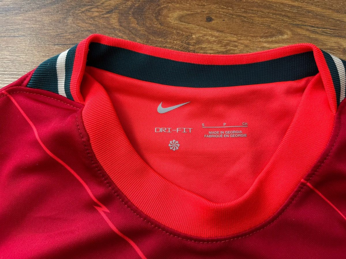 Nike 2021-2022 Liverpool Home Shirt Football Jersey Red Kit Sz S Size US S / EU 44-46 / 1 - 4 Thumbnail