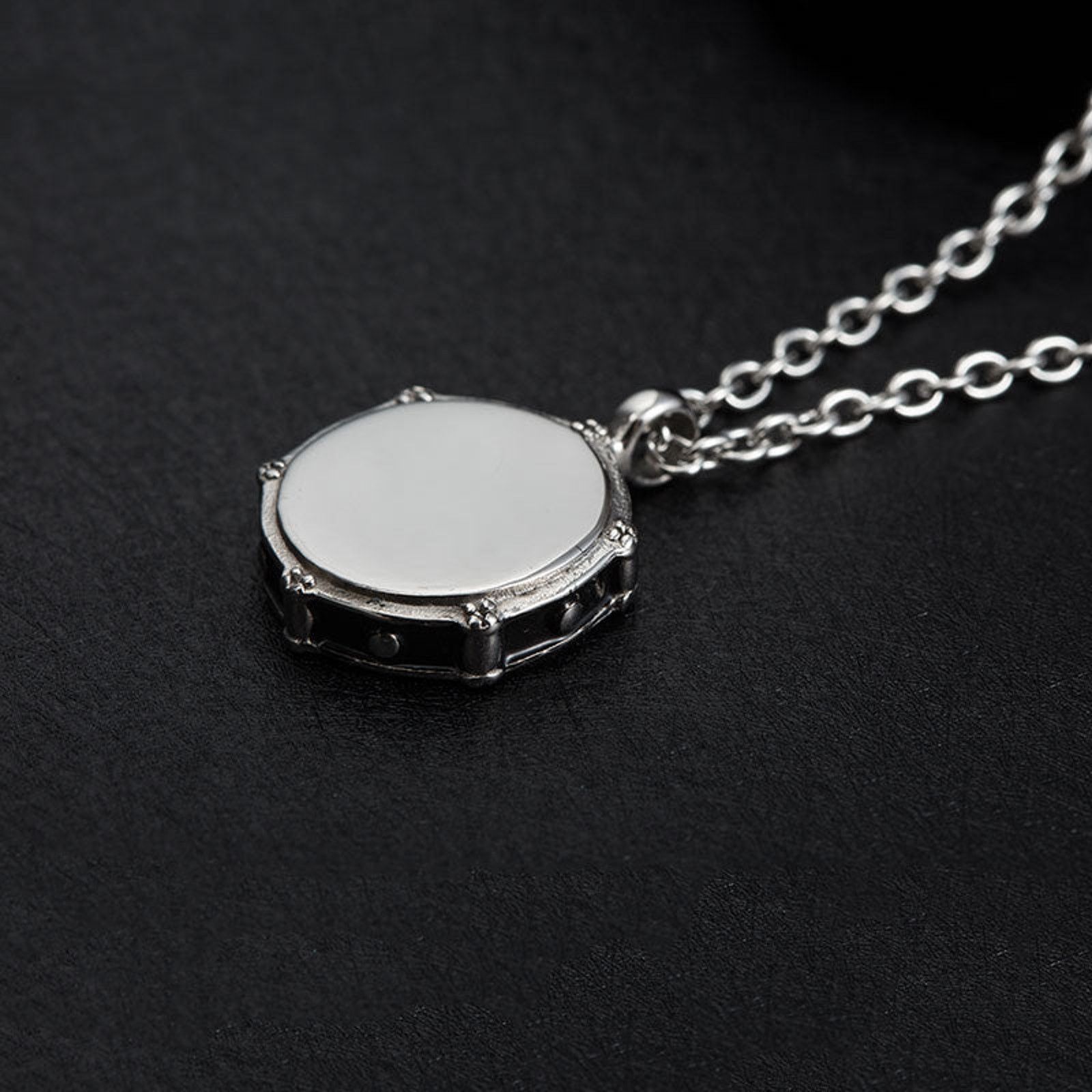 & Other Stories Snare Drum Necklace Drumming Charm Stainless Steel Necklace Size ONE SIZE - 7 Thumbnail