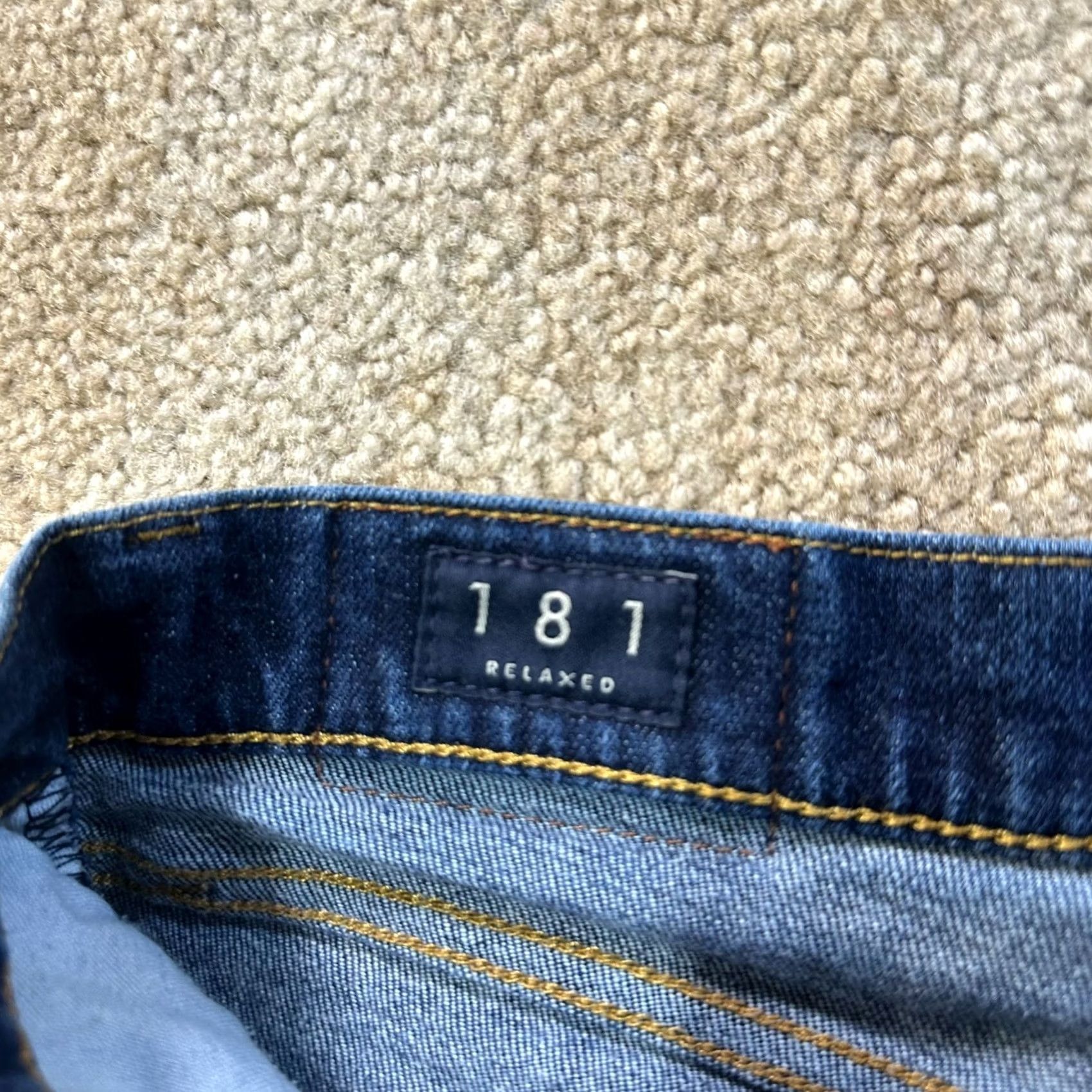 Lucky Brand Lucky Brand 181 Jeans Men’s 34x30 Blue Denim Relaxed Straight 5-Pocket Comfort Waist 34 Regular XS? No—34x30 Size US 34 / EU 50 - 4 Thumbnail