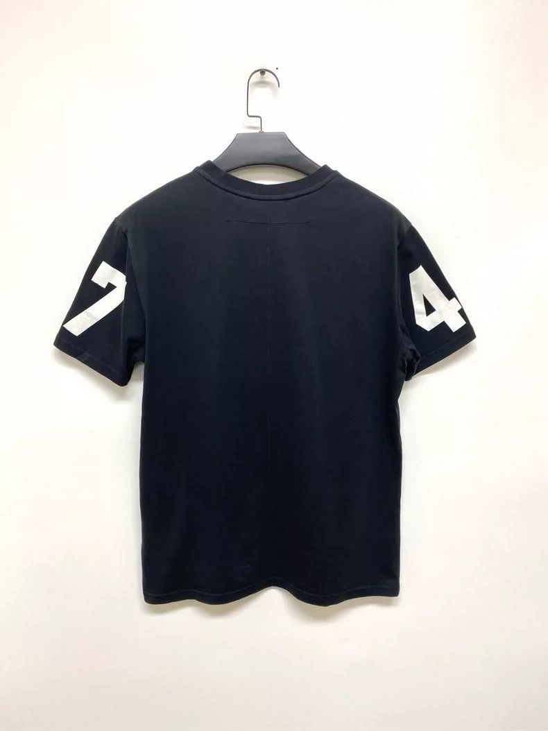 Givenchy Givenchy Classic Shark Printed Short Sleeve T-Shirt, Black Size US L / EU 52-54 / 3 - 8 Thumbnail