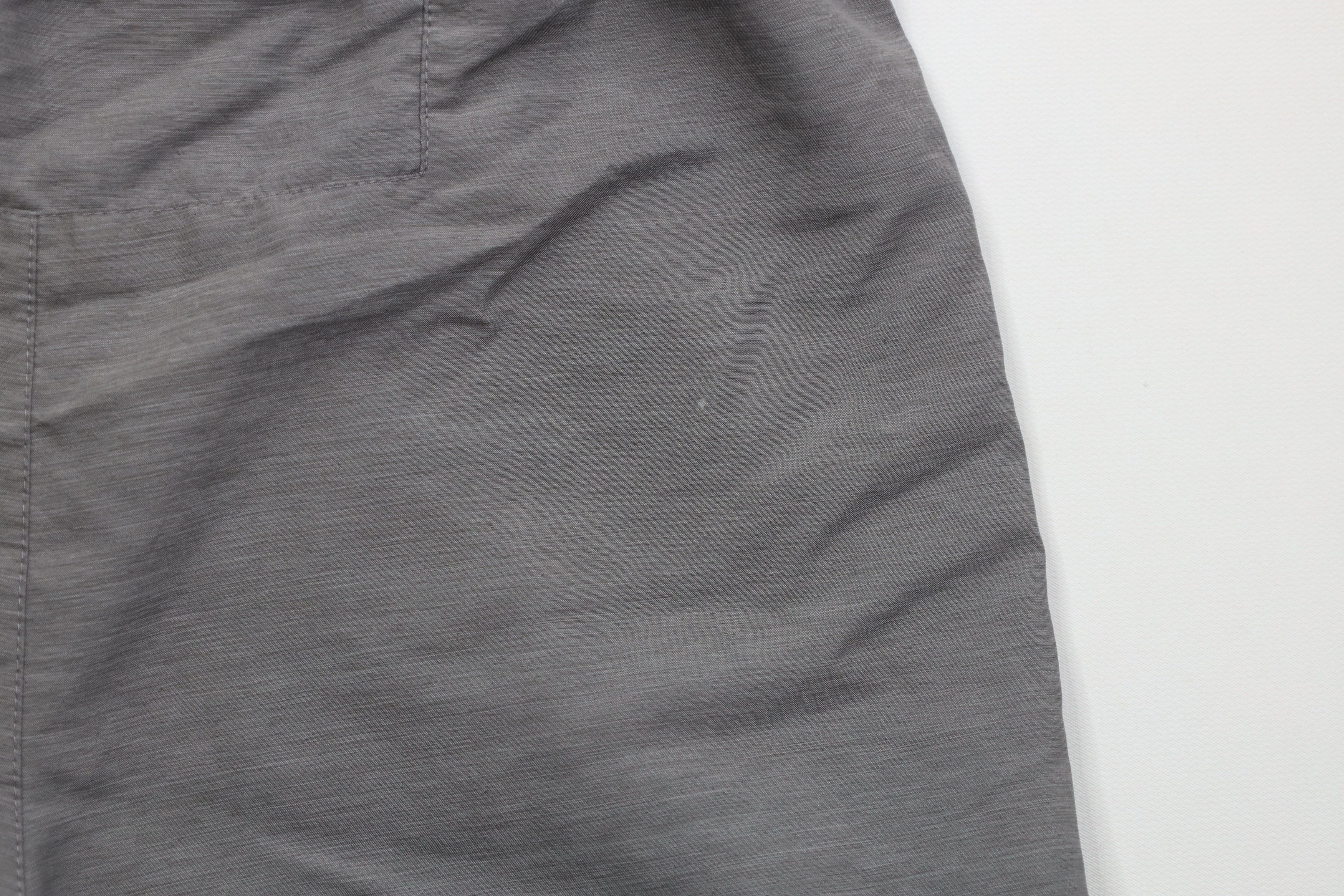 Nike Vintage Y2K Nike Above Knee Running Jogging Shorts Gray Size US 32 / EU 48 - 10 Thumbnail