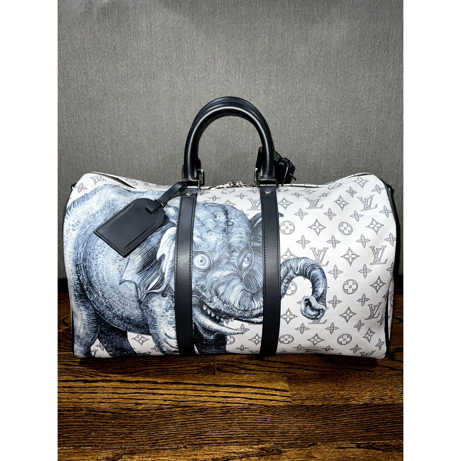 Louis Vuitton Louis Vuitton Keepall Bandouliere Elephant Travel Bag Size ONE SIZE - 2 Thumbnail