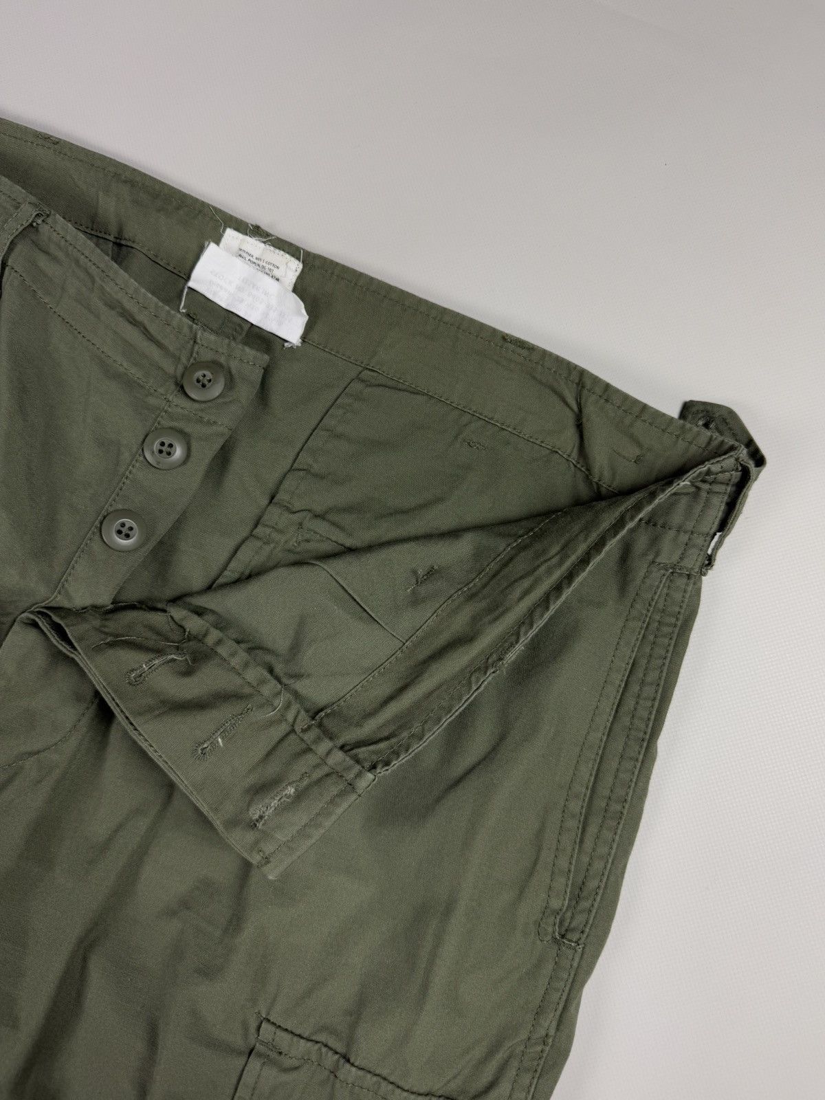 Vintage US Army Combat Tropical Men’s Cargo Pants Trousers Size 35 Size US 35 - 11 Thumbnail