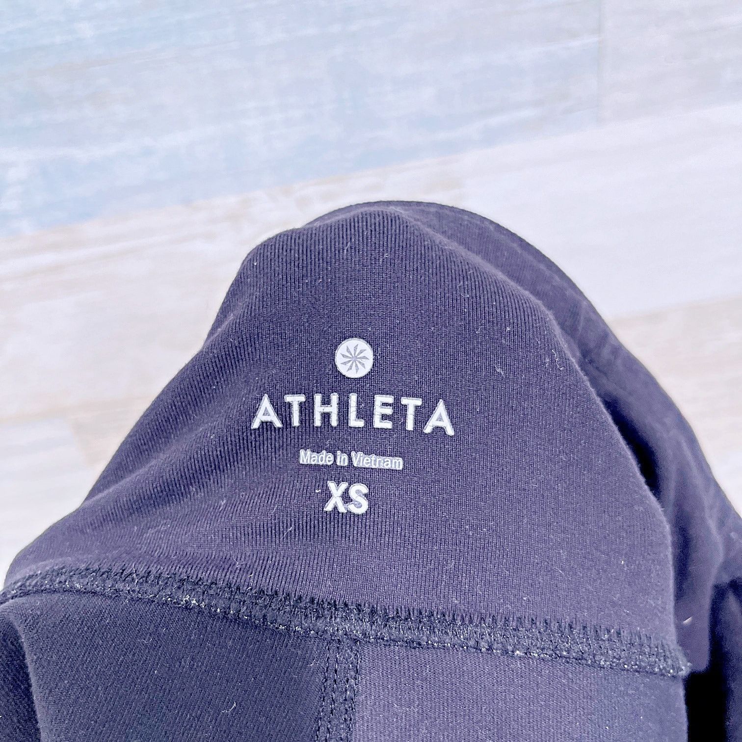 Athleta Athleta Hatha Yoga Skort Black Ruched Skirt Built in Shorts Size 25" / US 0 / IT 36 - 5 Thumbnail