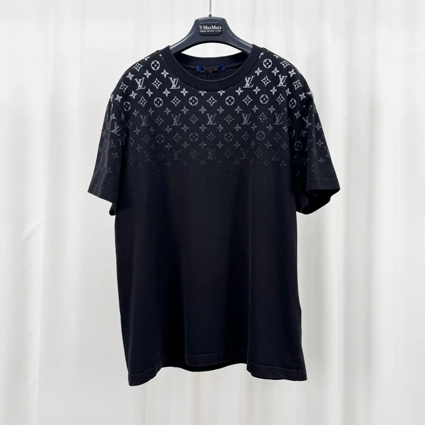 Louis Vuitton Louis Vuitton New Gradient Monogram T-shirt Size US L / EU 52-54 / 3 - 1 Thumbnail
