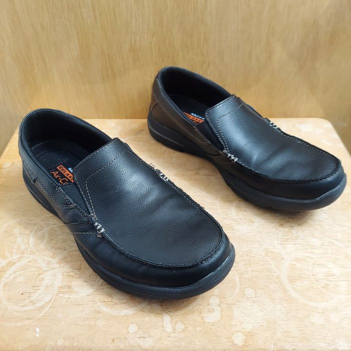 Skechers relaxed fit harper forde loafer hot sale