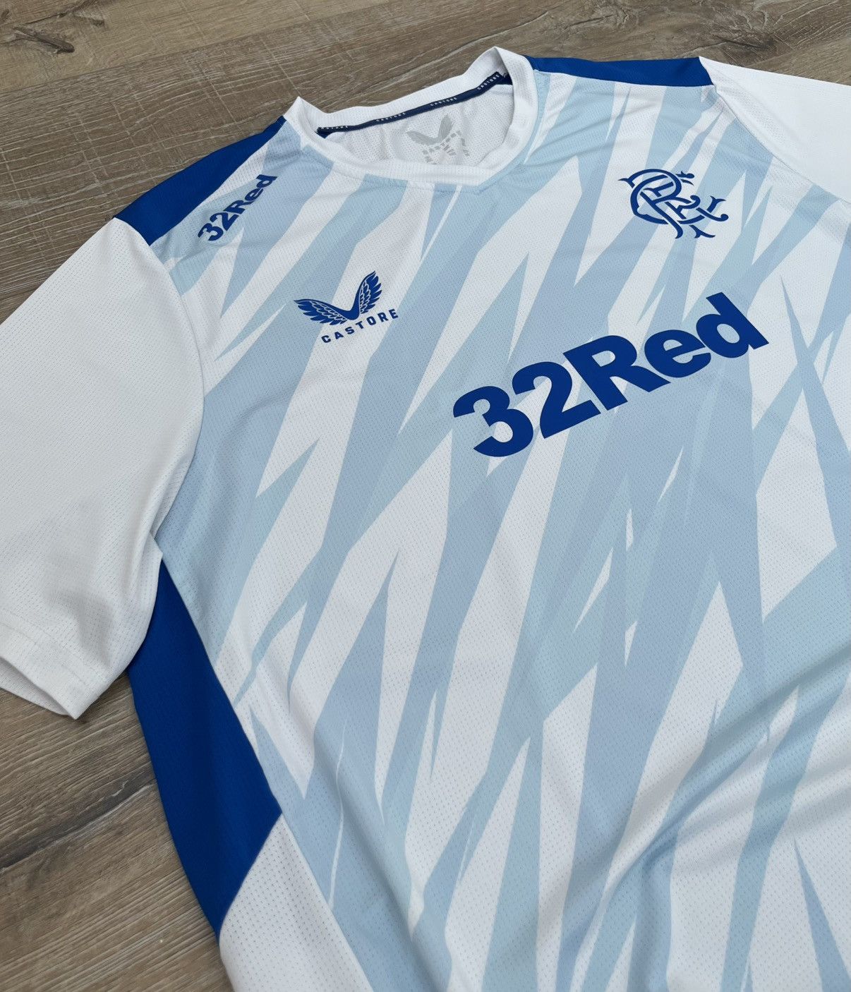 Castore RANGERS CASTORE 2022/2023 TRAINING FOOTBALL JERSEY Size US XXL / EU 58 / 5 - 3 Thumbnail