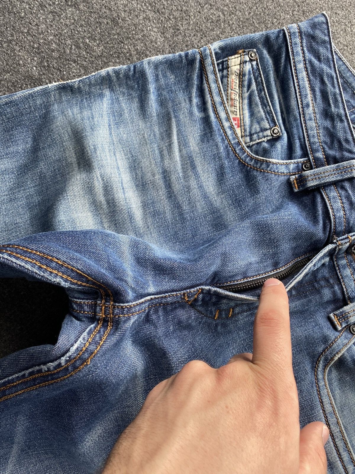 Diesel 🔥Opium Punk Diesel blue jeans thavar 31 mens Size US 31 - 20 Thumbnail