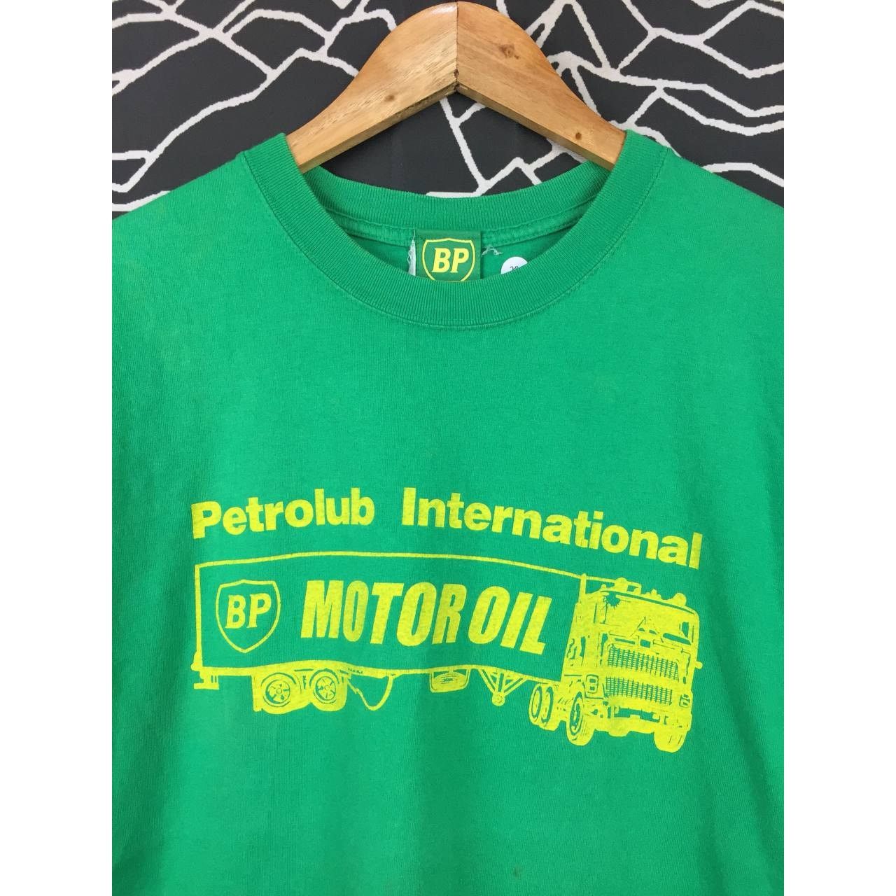 Petrol Industries × Vintage Vtg BP Petrolub International Motor Oil Racing Tee Size US M / EU 48-50 / 2 - 3 Thumbnail