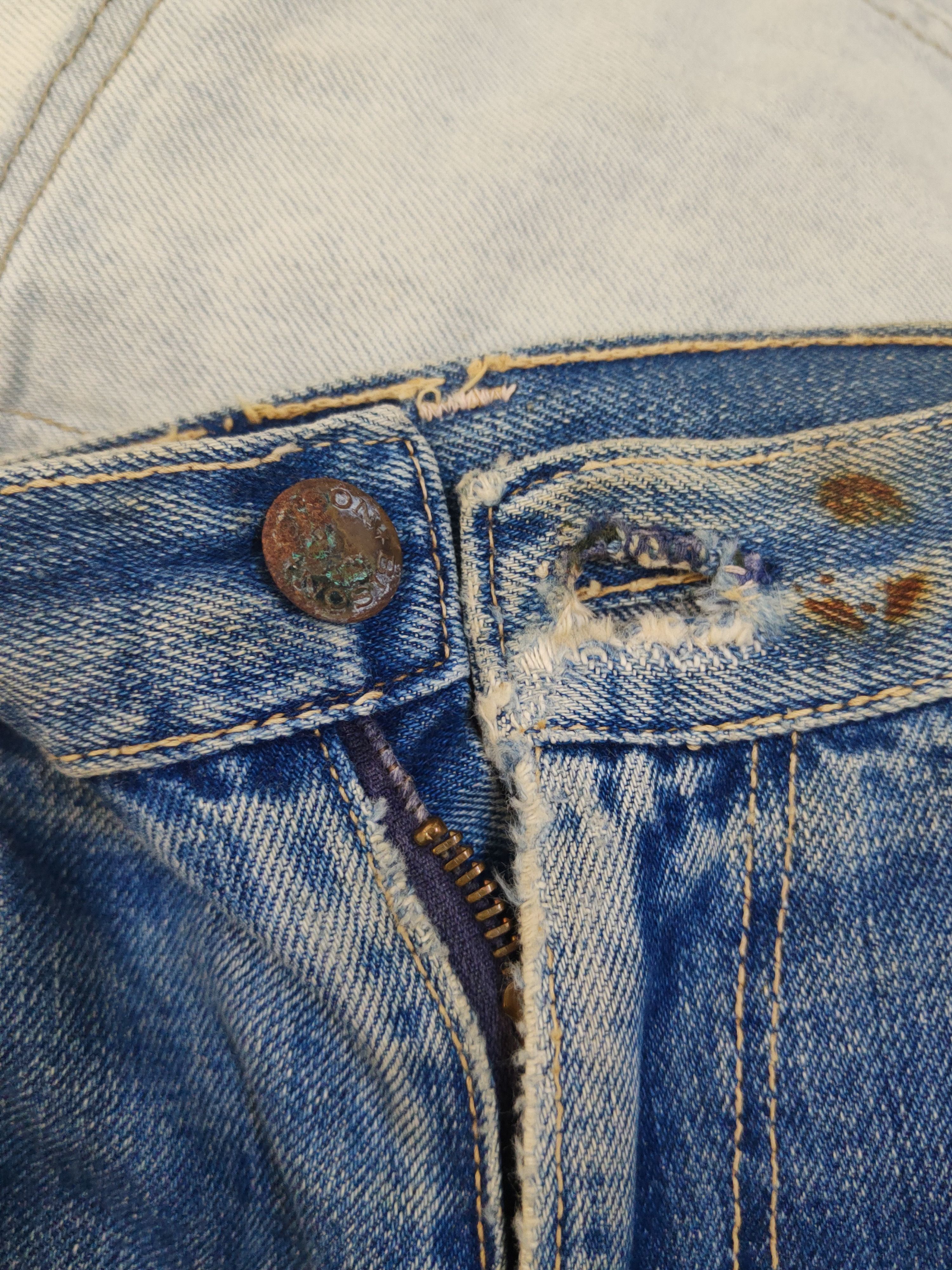 Vintage Bison vintage Blue Distressed Ripped denim Jeans #W1621 Size US 31 - 15 Thumbnail