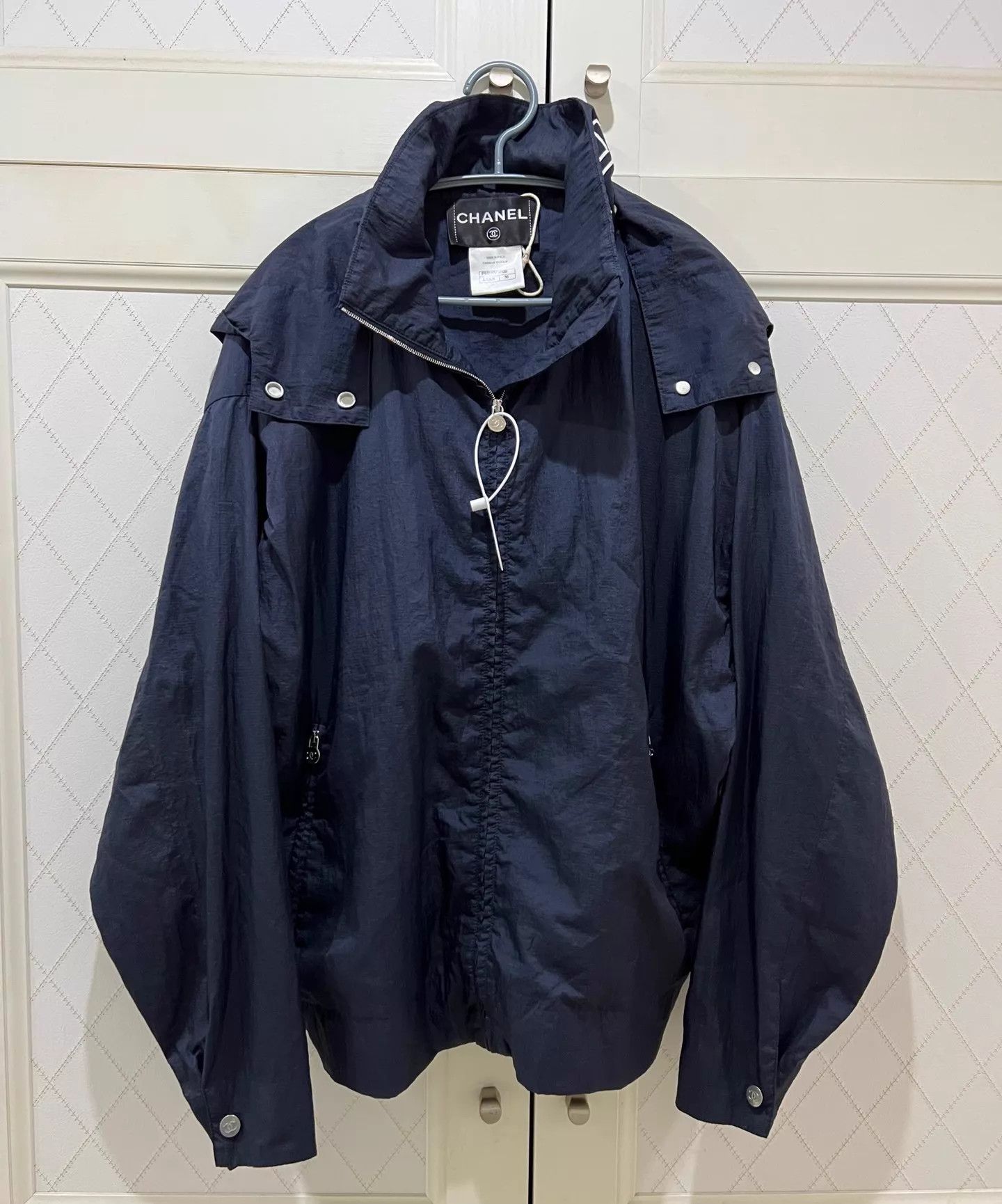 Chanel Chanel Logo Tear-resistant Check Windbreaker Navy Size XS / US 0-2 / IT 36-38 - 1 Thumbnail