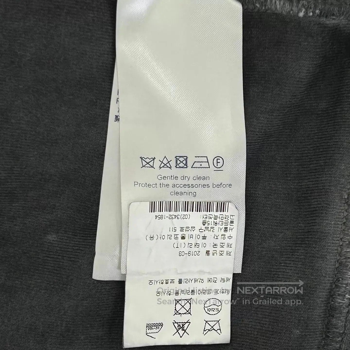 Louis Vuitton Gray Oversized Hoodie with Embroidered Patches. Size US S / EU 44-46 / 1 - 4 Thumbnail
