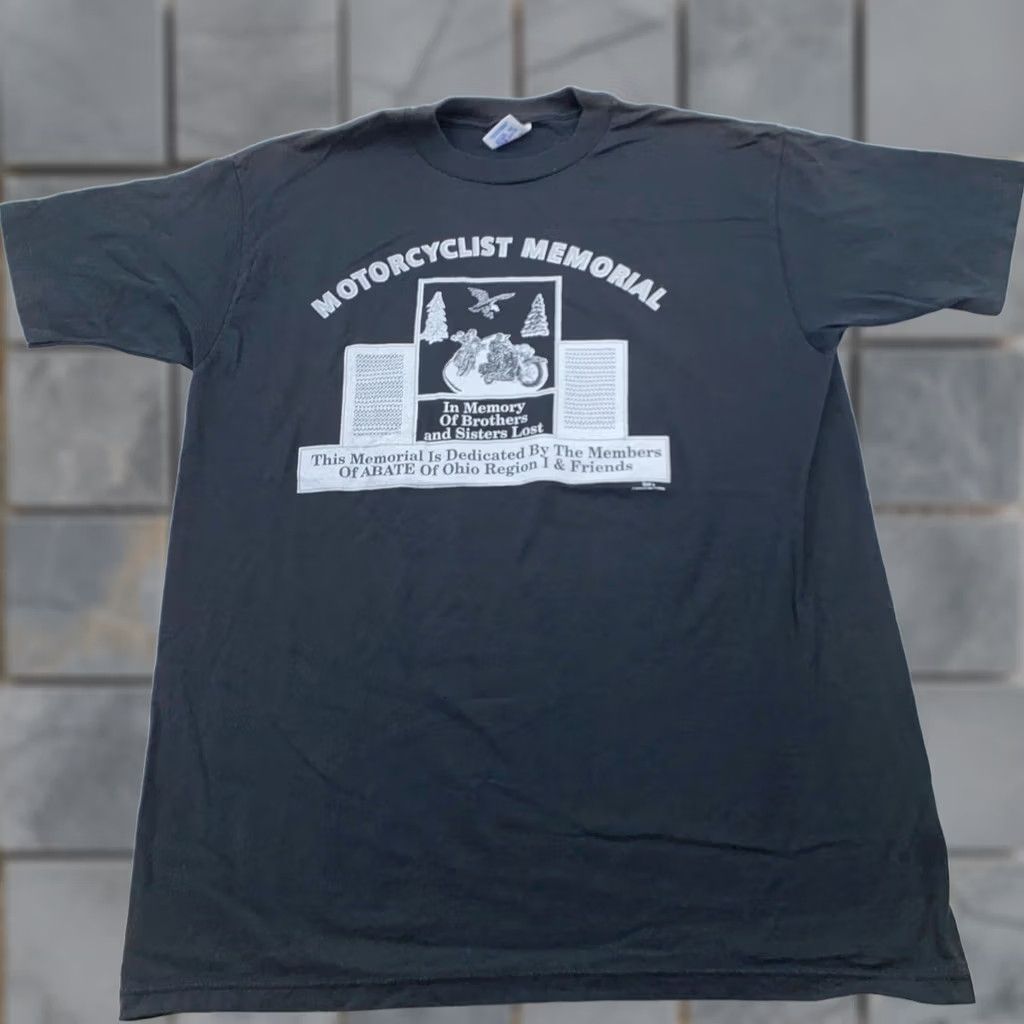 Vintage vtg 90s OHIO ABATE MOTORCYCLE MEMORIAL DAN WATERFIELD 1995 T-Shirt LARGE biker Shirt Mens Black 90s event theme 80s 90s Size US L / EU 52-54 / 3 - 1 Thumbnail