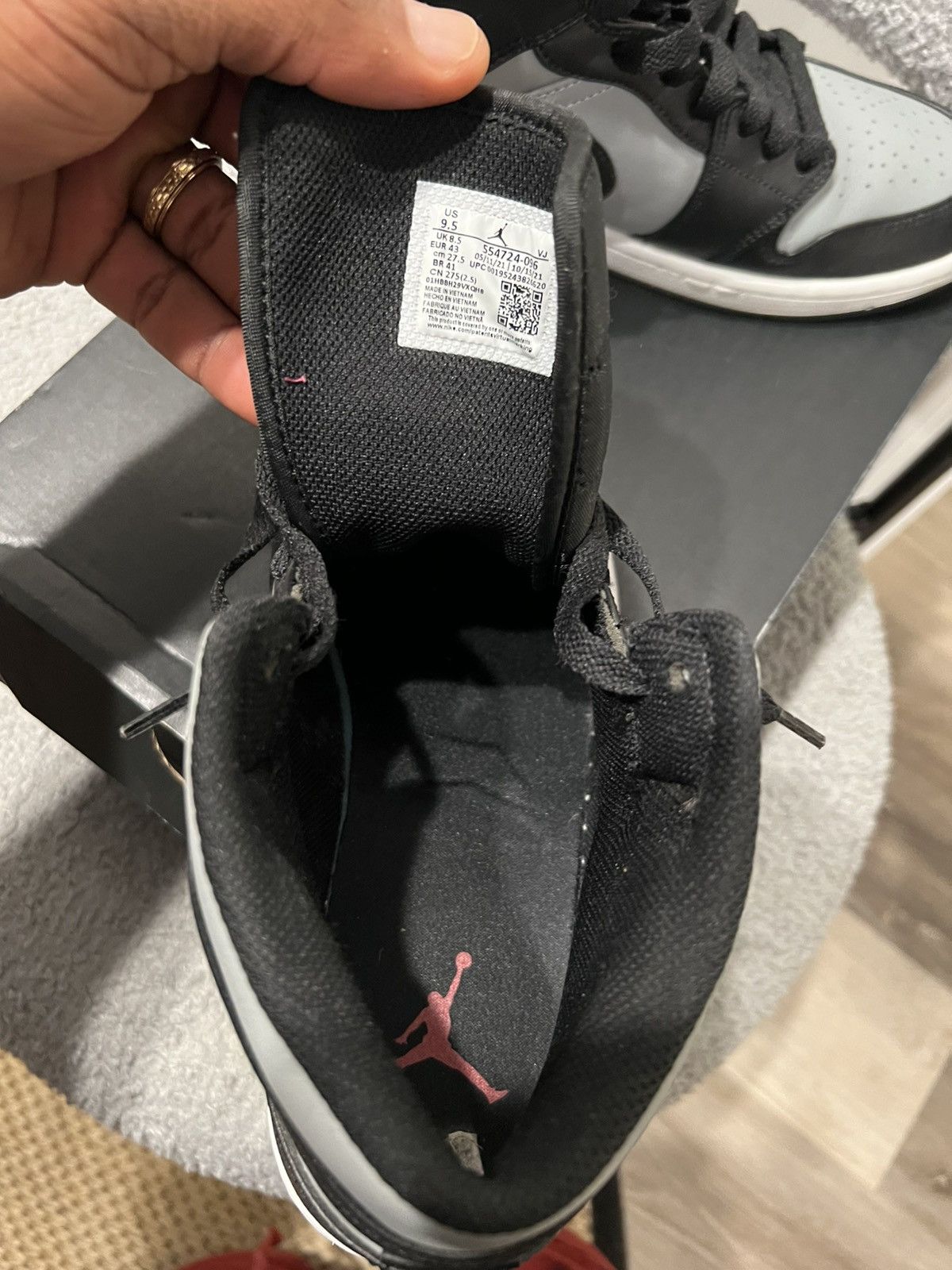 Jordan Brand Nike Jordan 1s Size US 9.5 / EU 42-43 - 9 Thumbnail