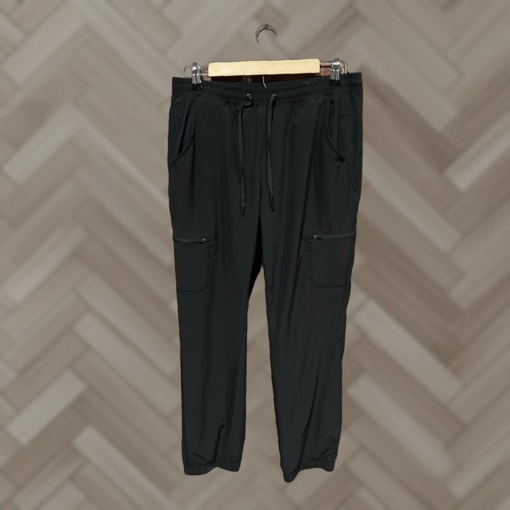 Eddie Bauer Eddie Bauer Womens Black Outdoor Hiking Lined Drawstring Pants sz 10 Pants Women Black Lined Cargo 10 Womens Size 32" / US 10 / IT 46 - 1 Thumbnail