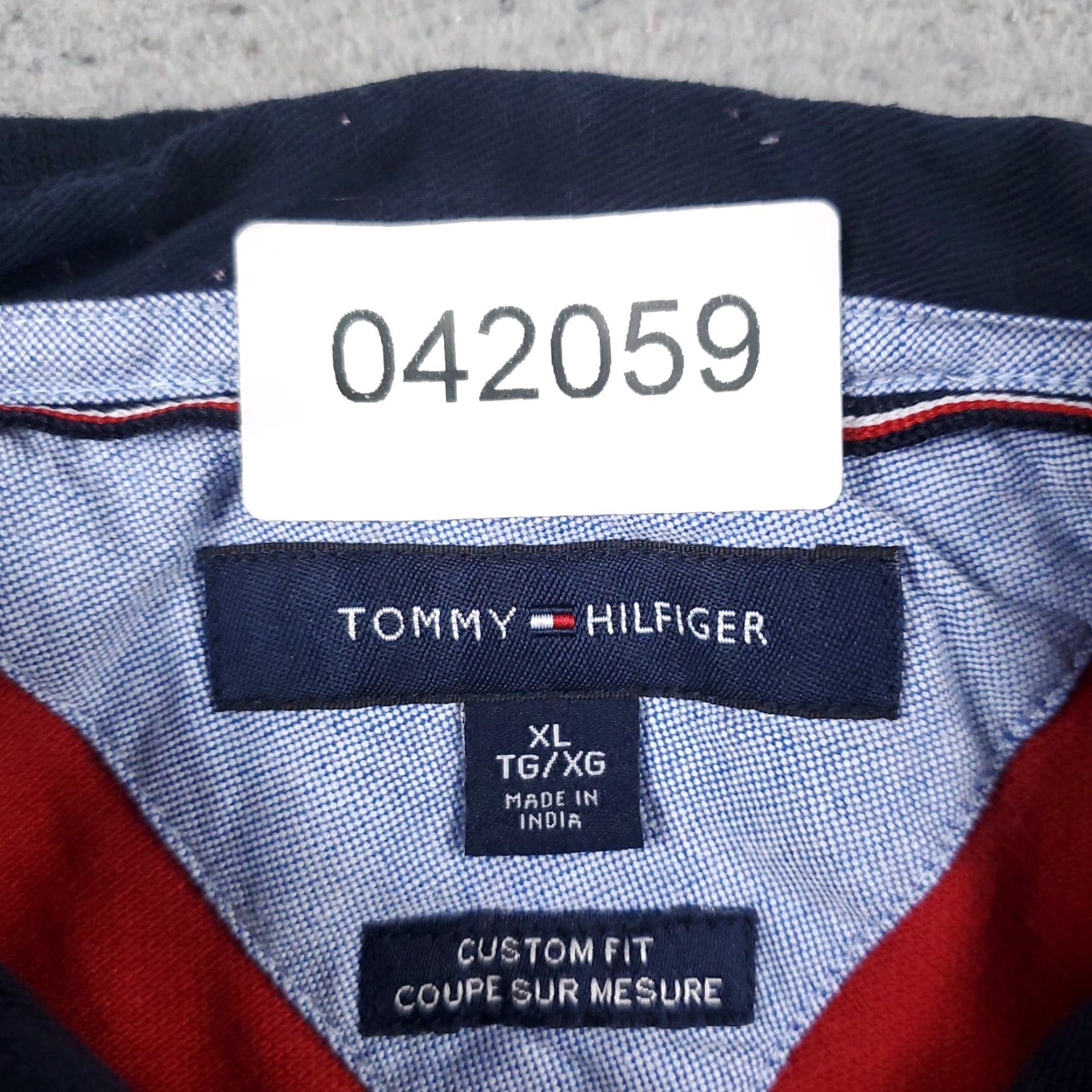 Tommy Hilfiger VINTAGE Tommy Hilfiger Polo Shirt Mens XL Red Solid Short Sleeve Casual 100% Cotton Logo Button Colllar Classic American Sports Mens Size US XL / EU 56 / 4 - 7 Thumbnail