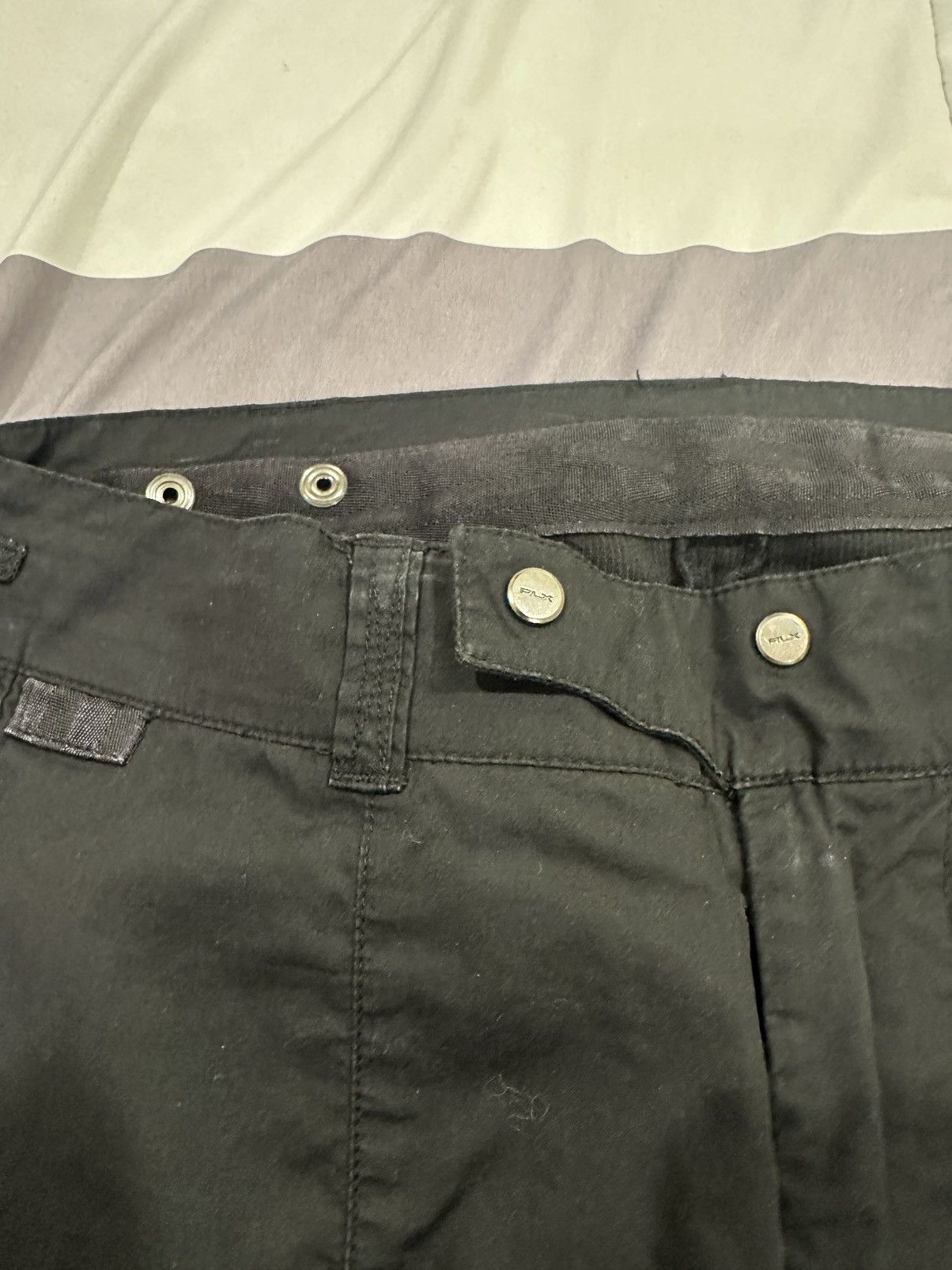 RLX Ralph Lauren Black RLX Ralph Lauren Cargo Pants Size US 30 / EU 46 - 9 Thumbnail