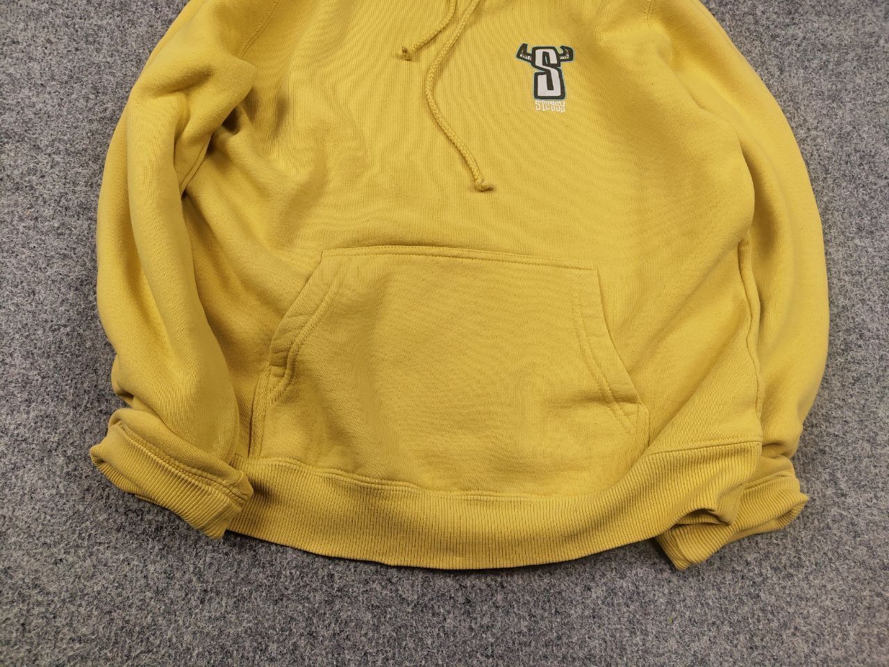 Stussy Vintage Stussy Yellow Hoodie S-Horn Big Logo Size US XS / EU 42 / 0 - 5 Thumbnail
