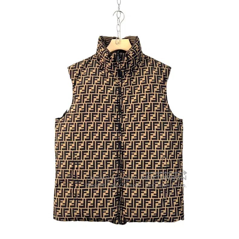 Fendi Fendi Brown Classic Monogram Teddy Down Vest Size US M / EU 48-50 / 2 - 1 Thumbnail