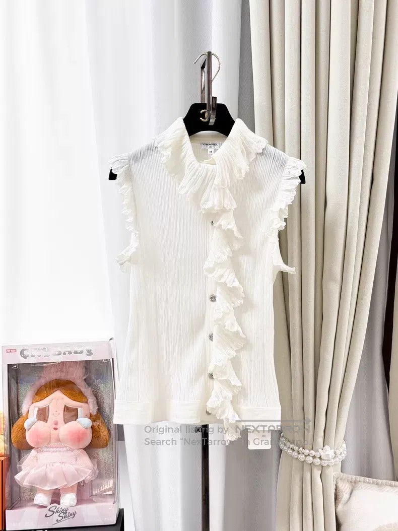 Chanel Chanel Court style sleeveless knit Size XS / US 0-2 / IT 36-38 - 1 Thumbnail