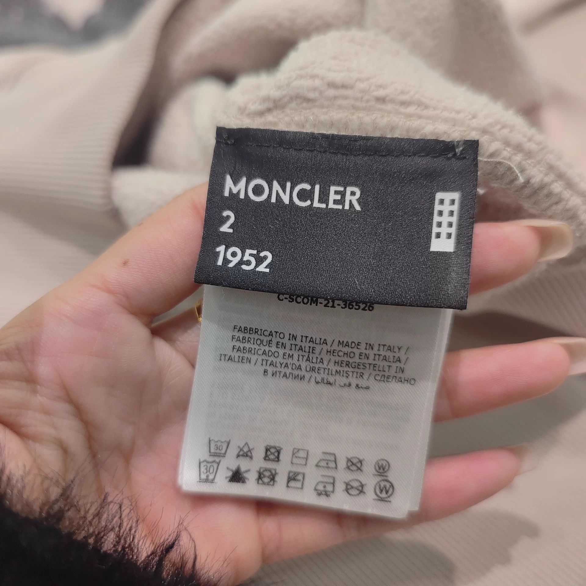 Moncler Moncler x Popeye Sweatshirt XL - 95%+ Condition Size XXS / US 00 / IT 34 - 5 Thumbnail