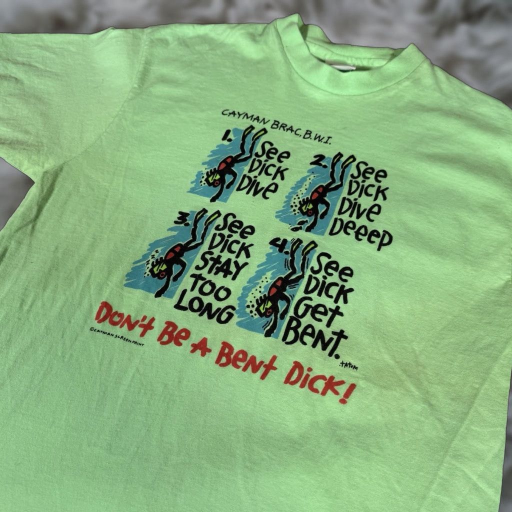 Vintage VINTAGE Funny Graphic Print T-Shirt Cayman Islands Green Adult Medium 90s Mens Size US M / EU 48-50 / 2 - 1 Thumbnail