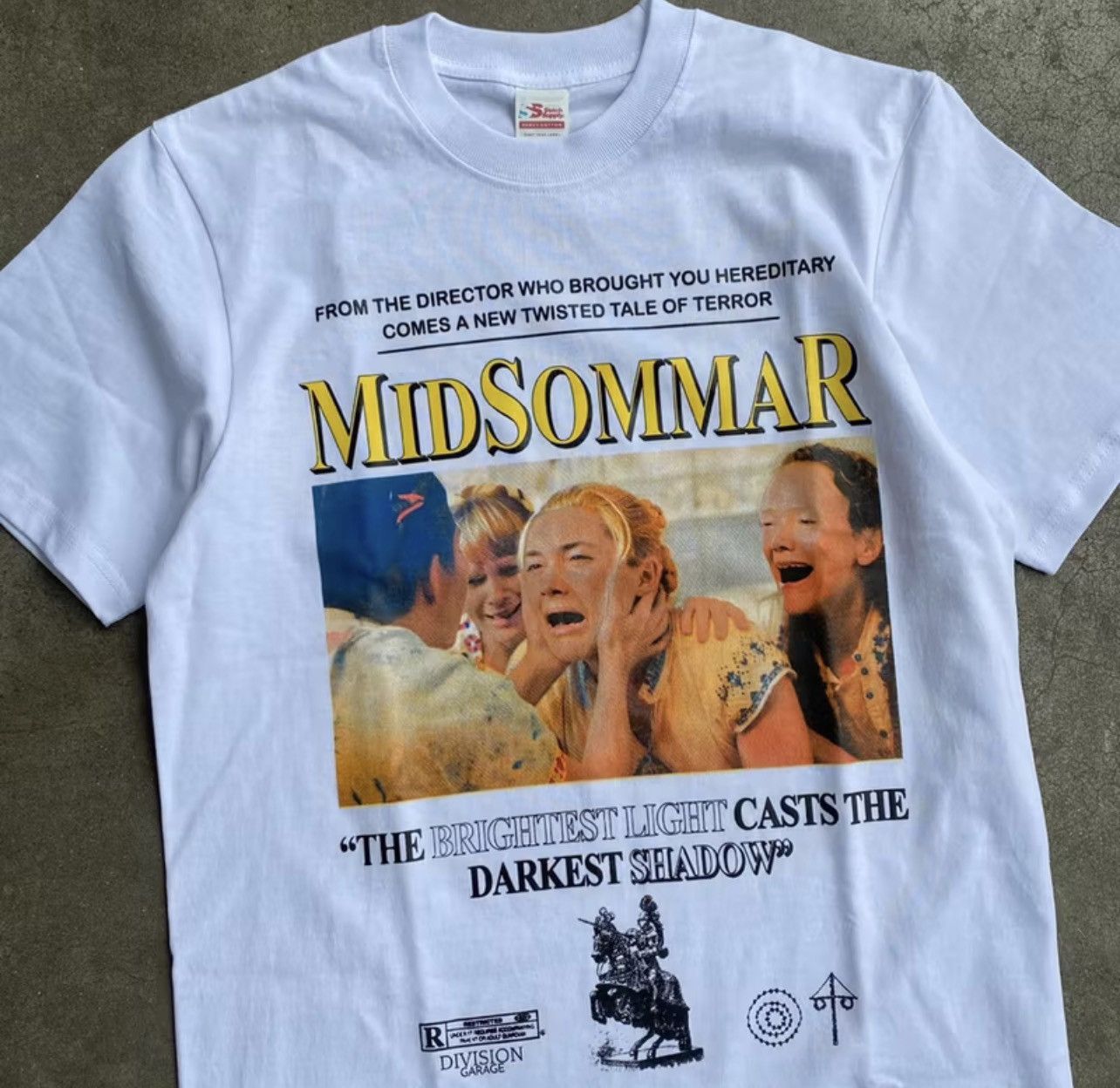 Vintage Midsommar A24 Movie film by ari aster tshirt Size US XL / EU 56 / 4 - 1 Thumbnail