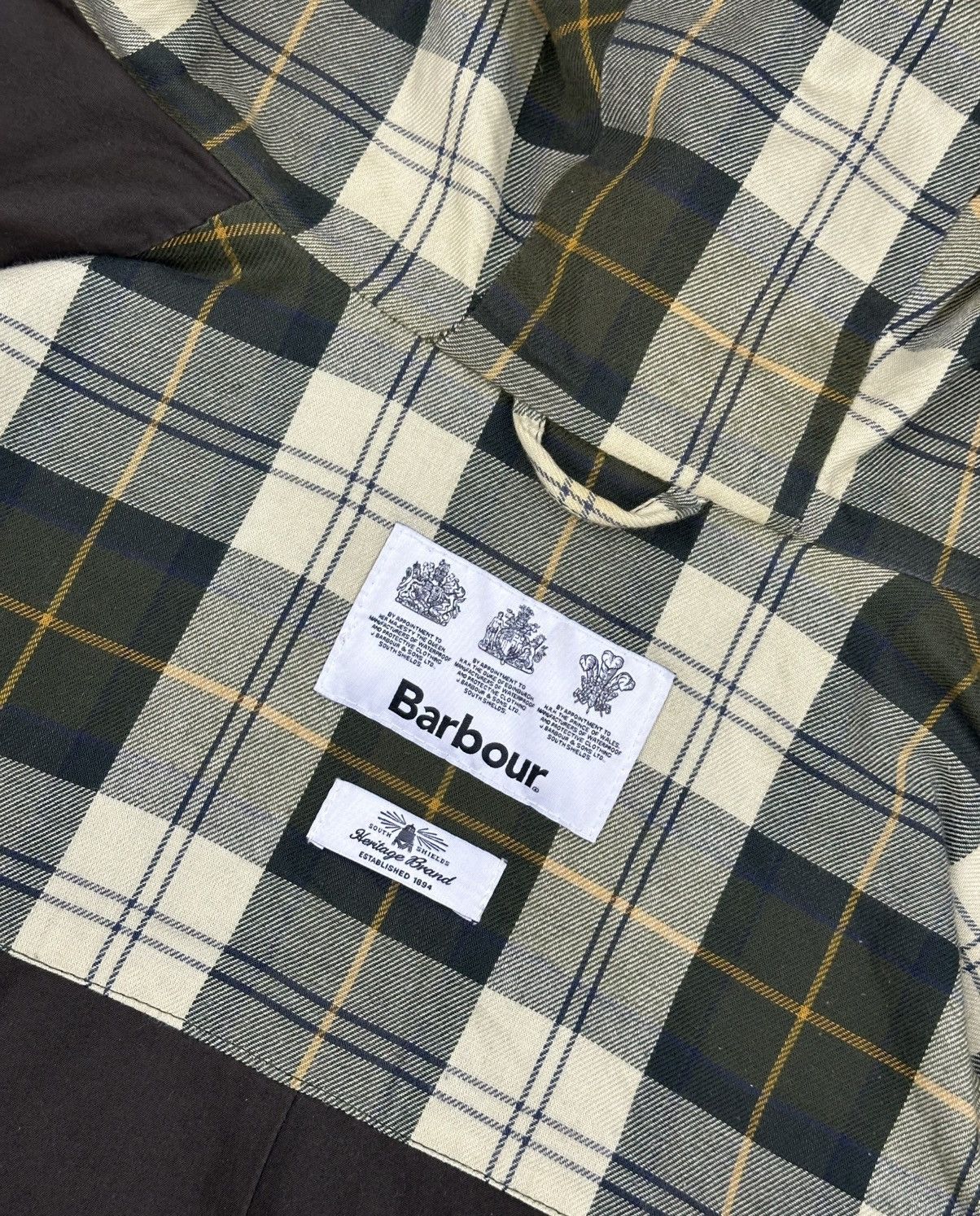 Barbour Barbour Rain Parka Waxed Cotton Green Women’s Jacket UK 12 Size M / US 6-8 / IT 42-44 - 13 Thumbnail