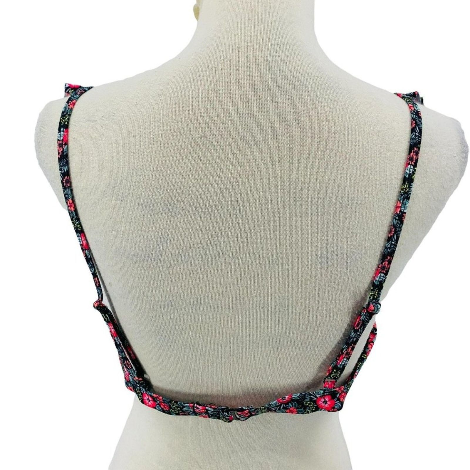 Aeropostale Live Love Dream Aeropostale Floral Ruffle Triangle Top L Size ONE SIZE - 4 Thumbnail