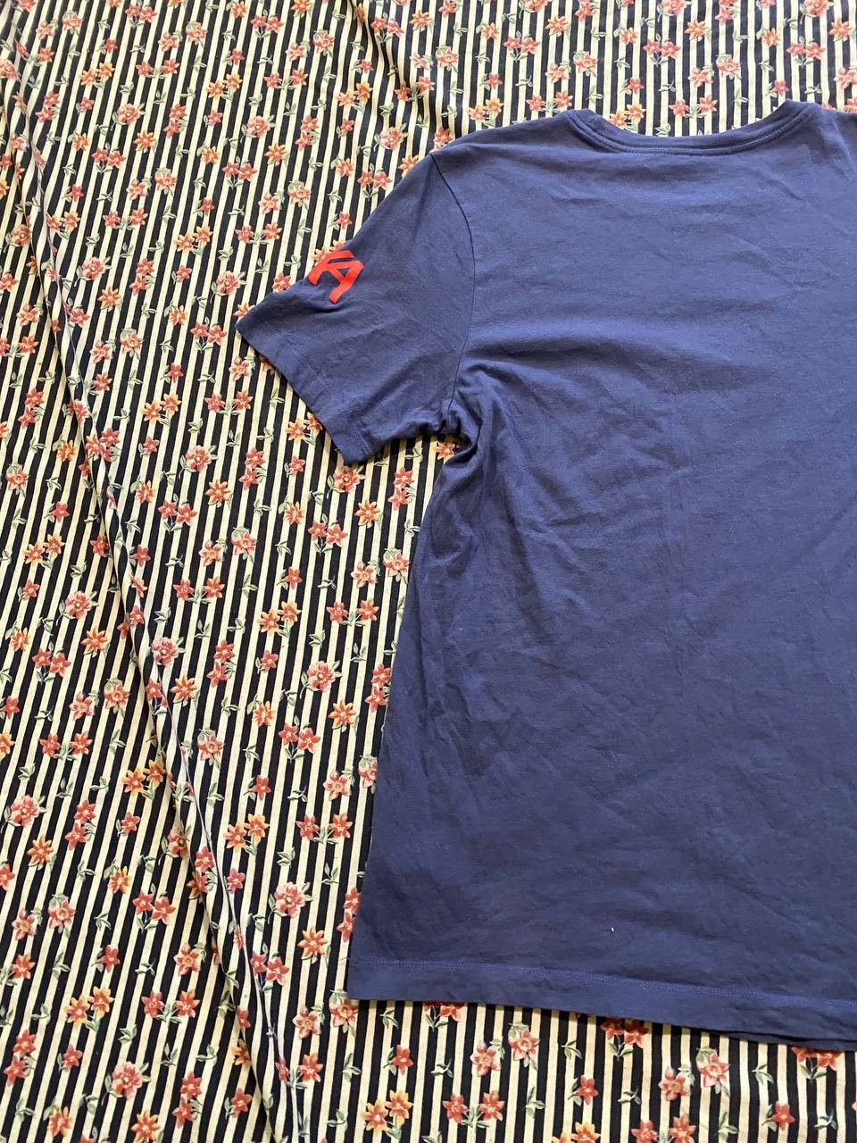 Nike Nike Streetwear T-Shirt Y2K Vintage L.F.C. Size US S / EU 44-46 / 1 - 14 Thumbnail
