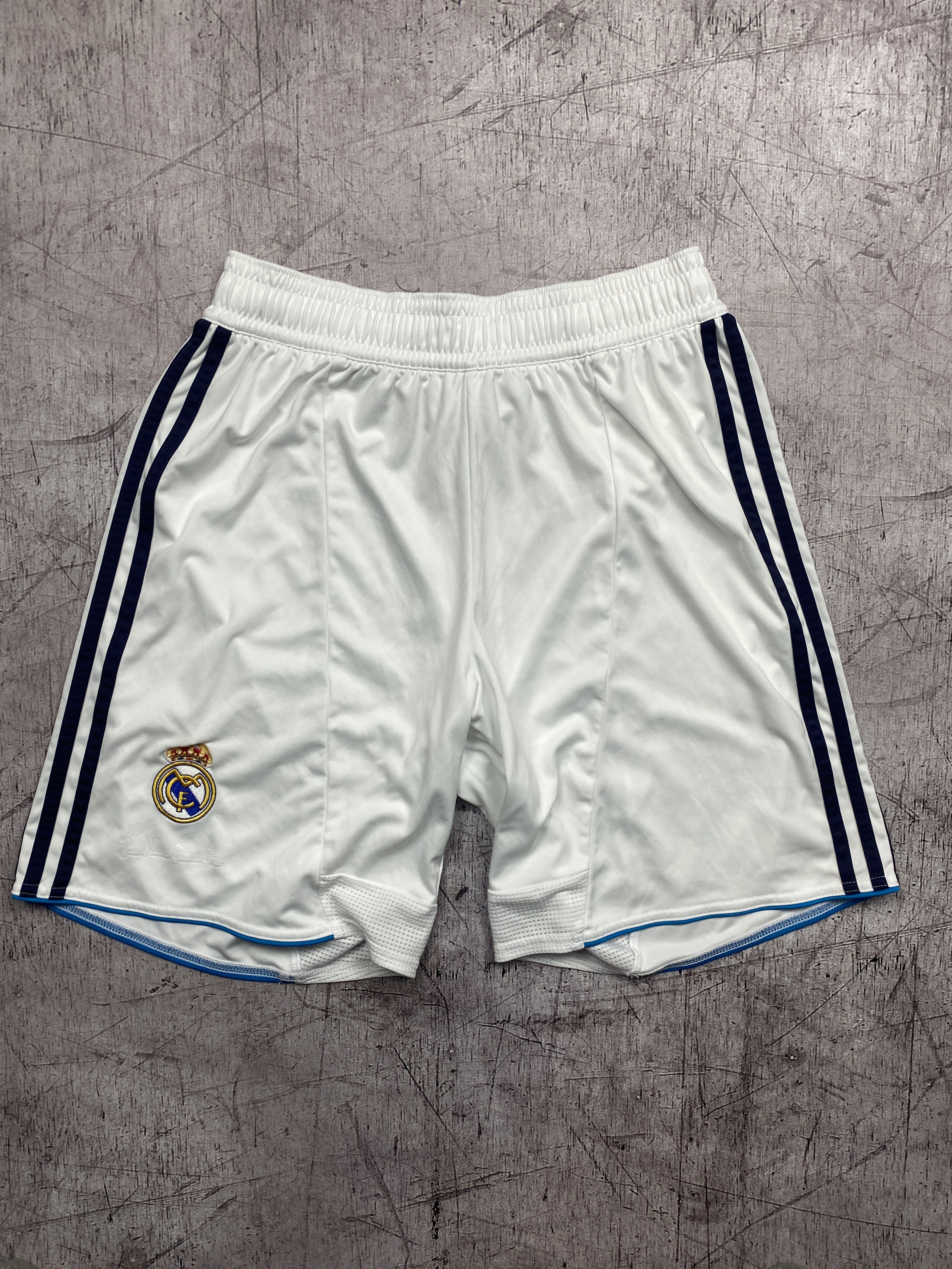 Adidas Adidas Real Madrid Soccer Shorts Size US 32 / EU 48 - 1 Thumbnail