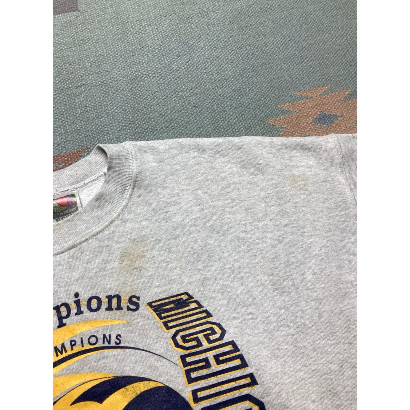 Vintage VINTAGE University of Michigan Wolverines 1997 Big Ten Sweatshirt Crewneck XL Mens Gray Pullover Size US XL / EU 56 / 4 - 5 Thumbnail