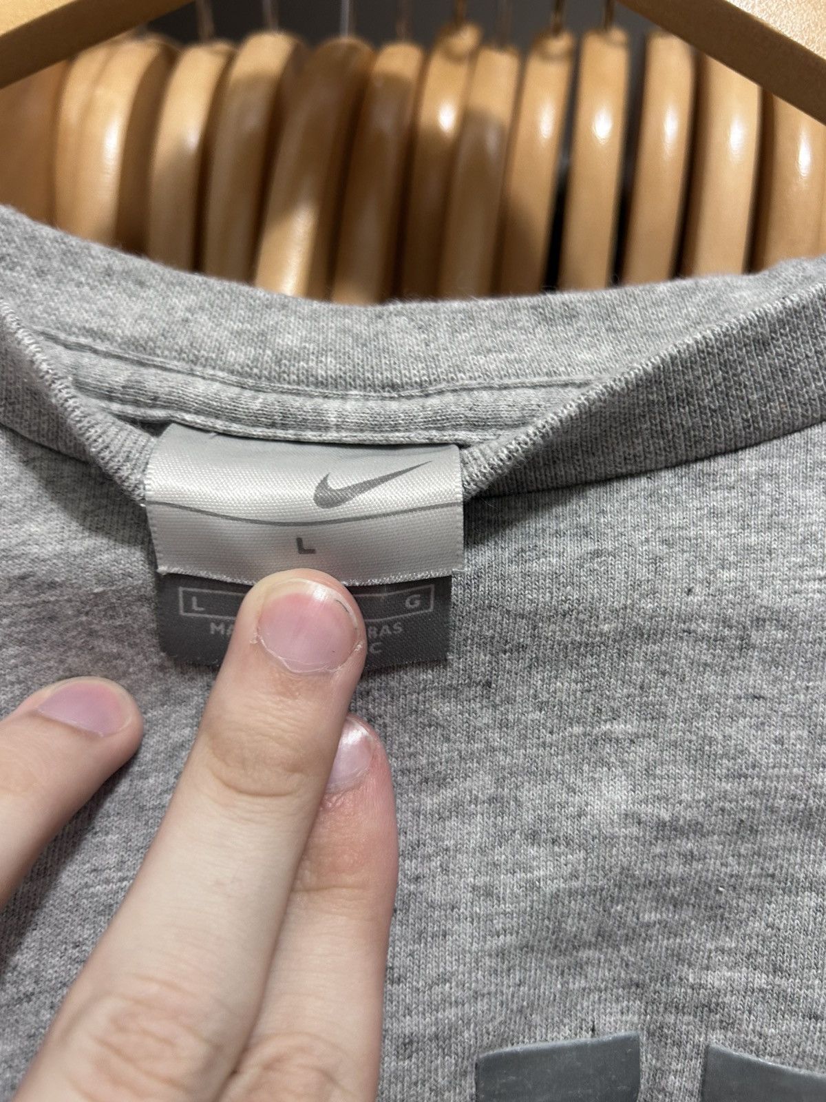 Nike × Vintage Vintage Y2K Nike silver tag tee size large Size US XL / EU 56 / 4 - 2 Thumbnail