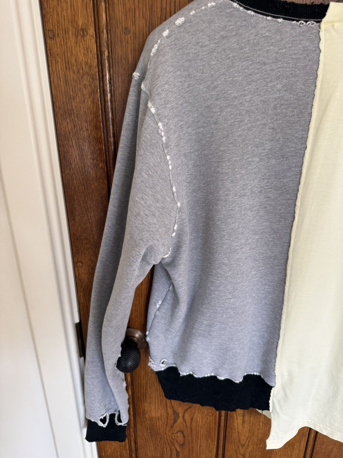 Calvin Klein 205W39NYC FW19 Calvin Klein 205w39nyc Raf Simons crewneck sweater M Size US M / EU 48-50 / 2 - 19 Thumbnail