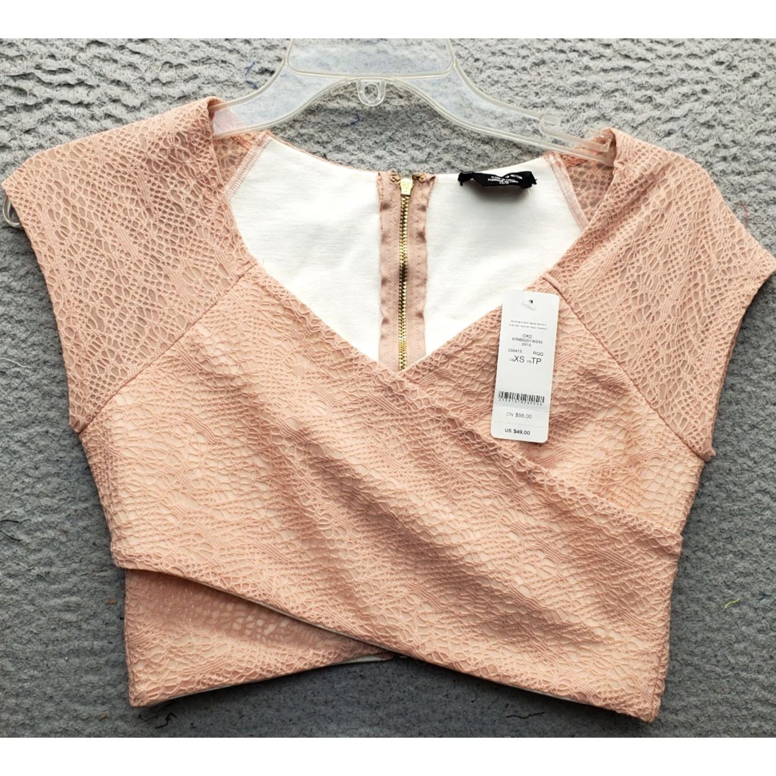 Bebe Nike bebe Cropped Wrap Top Womens XS Pink Sleeveless Back Zip Size XS / US 0-2 / IT 36-38 - 2 Thumbnail