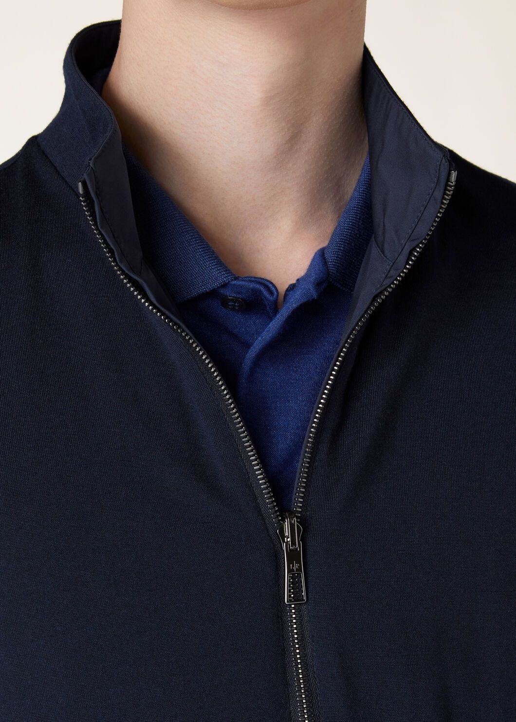 Loro Piana o1w1db10125 FAI8416 Vest in Navy Blue Size US XL / EU 56 / 4 - 3 Thumbnail