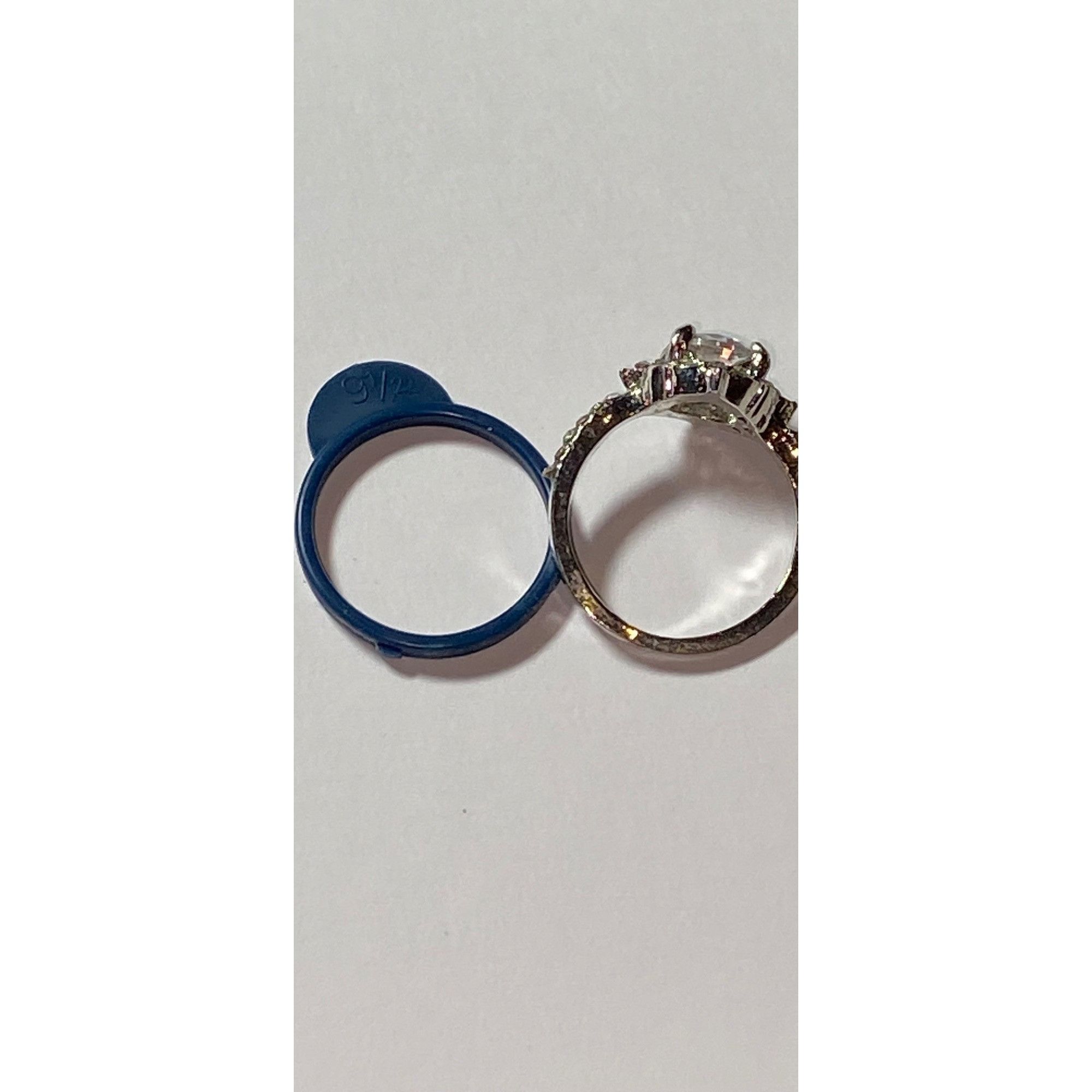 Other Silver Solitaire Ring W/Cubic Zirconia or Glass Ctr & Accent Size ONE SIZE - 4 Thumbnail