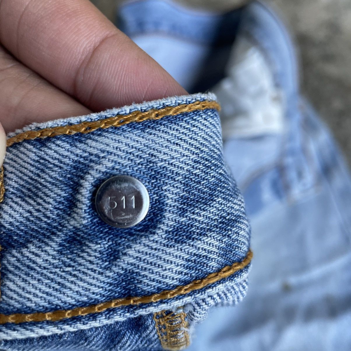 Levi's Vintage Clothing 🔥Vintage 90s Levis 501 Stoned Washed Distress Dirty Jeans Size US 34 / EU 50 - 16 Thumbnail