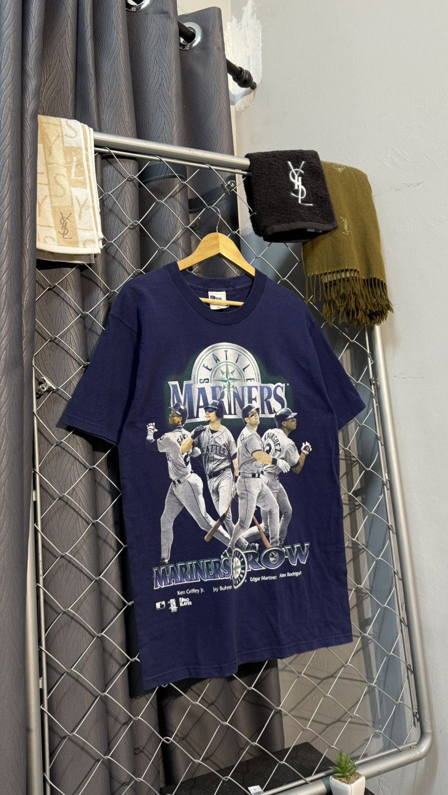 MLB VINTAGE 1997 MLB PRO PLAYER SEATTLE MARINES TSHIRT Size US M / EU 48-50 / 2 - 1 Thumbnail