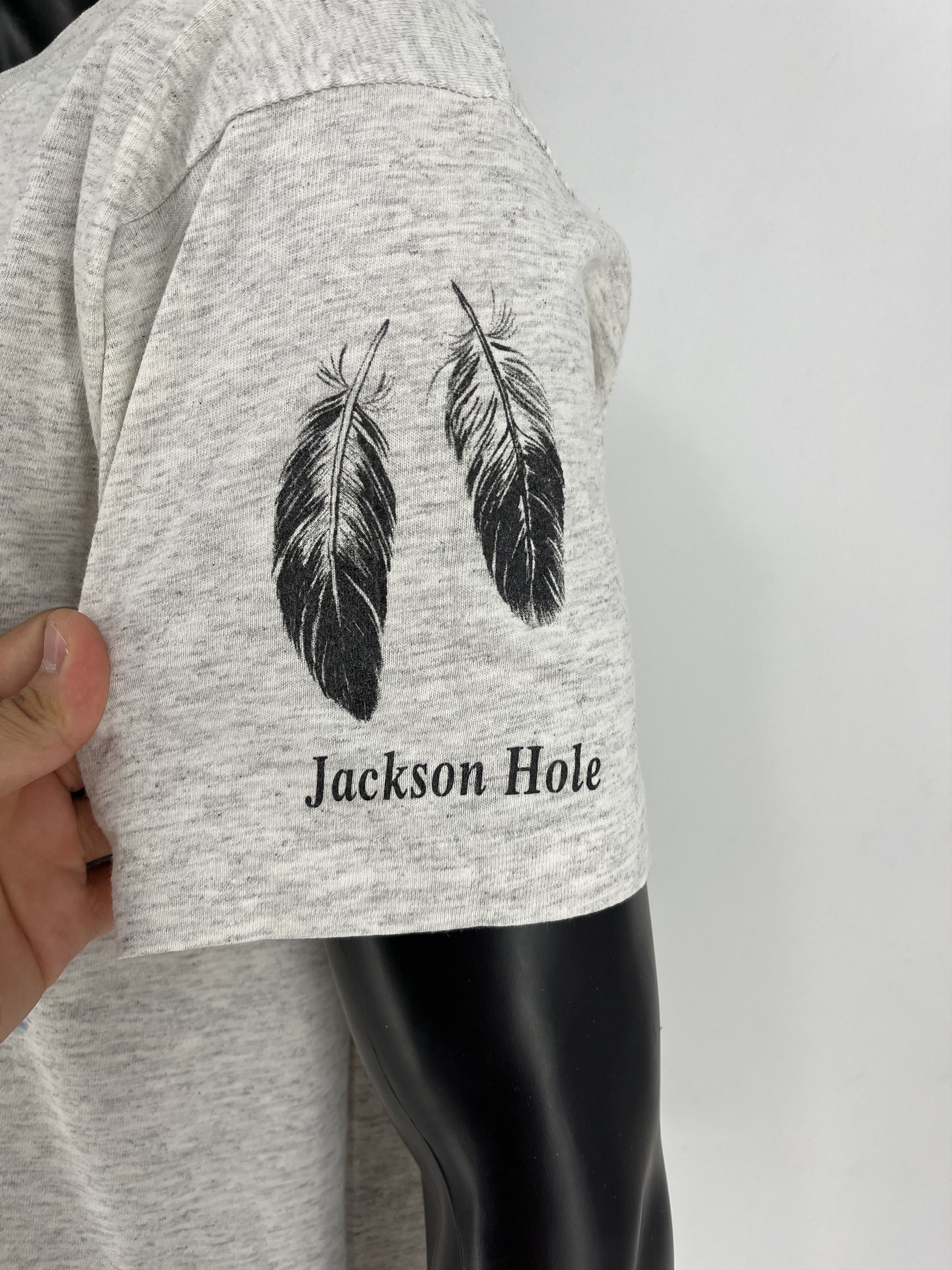Fruit Of The Loom Vintage Wolf Jackson Hole T Shirt Single Stitch Graphic Tee Size US L / EU 52-54 / 3 - 10 Thumbnail